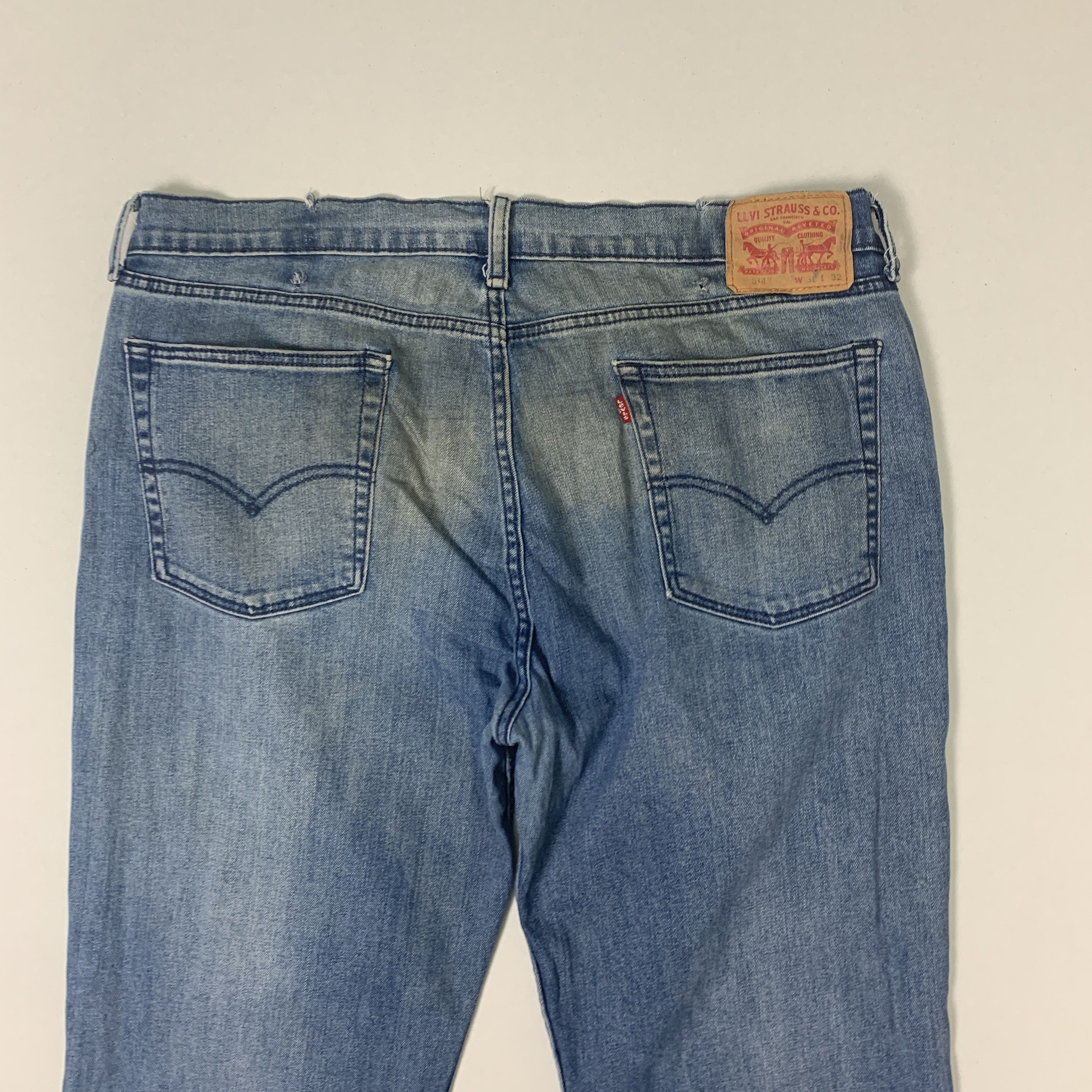 Levi's × Vintage Vintage LEVI'S 514 Faded Mid Wash Straight Cut Jeans Size US 38 / EU 54 - 10 Thumbnail