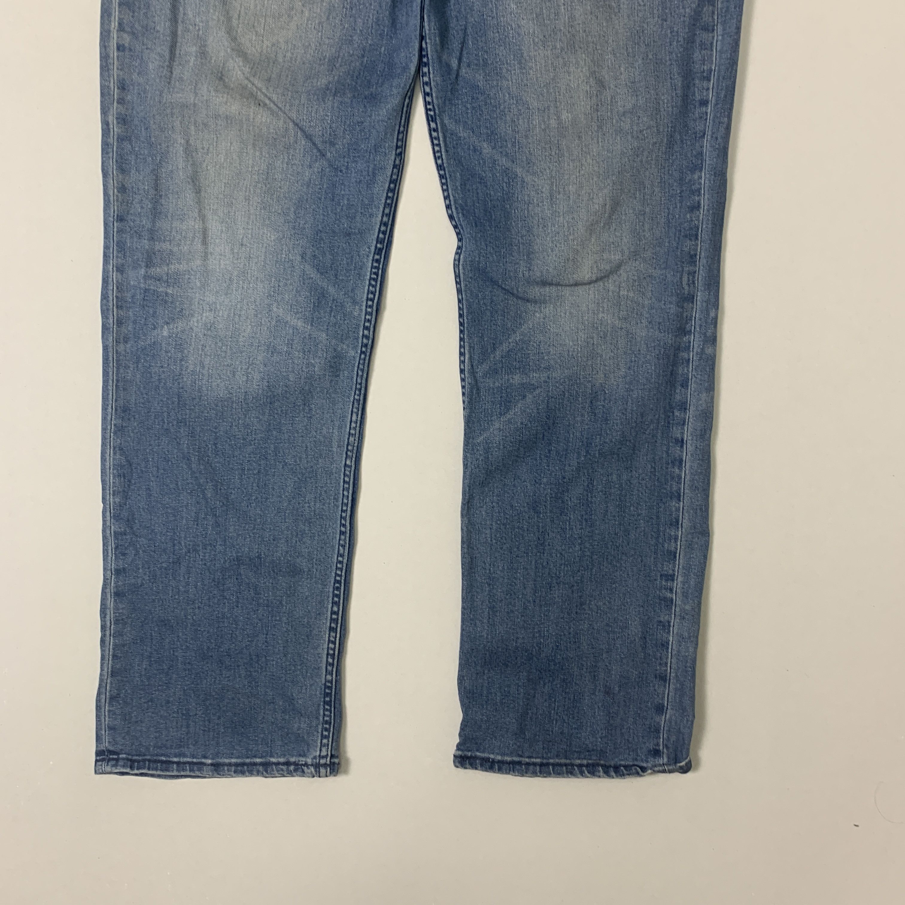 Levi's × Vintage Vintage LEVI'S 514 Faded Mid Wash Straight Cut Jeans Size US 38 / EU 54 - 3 Thumbnail