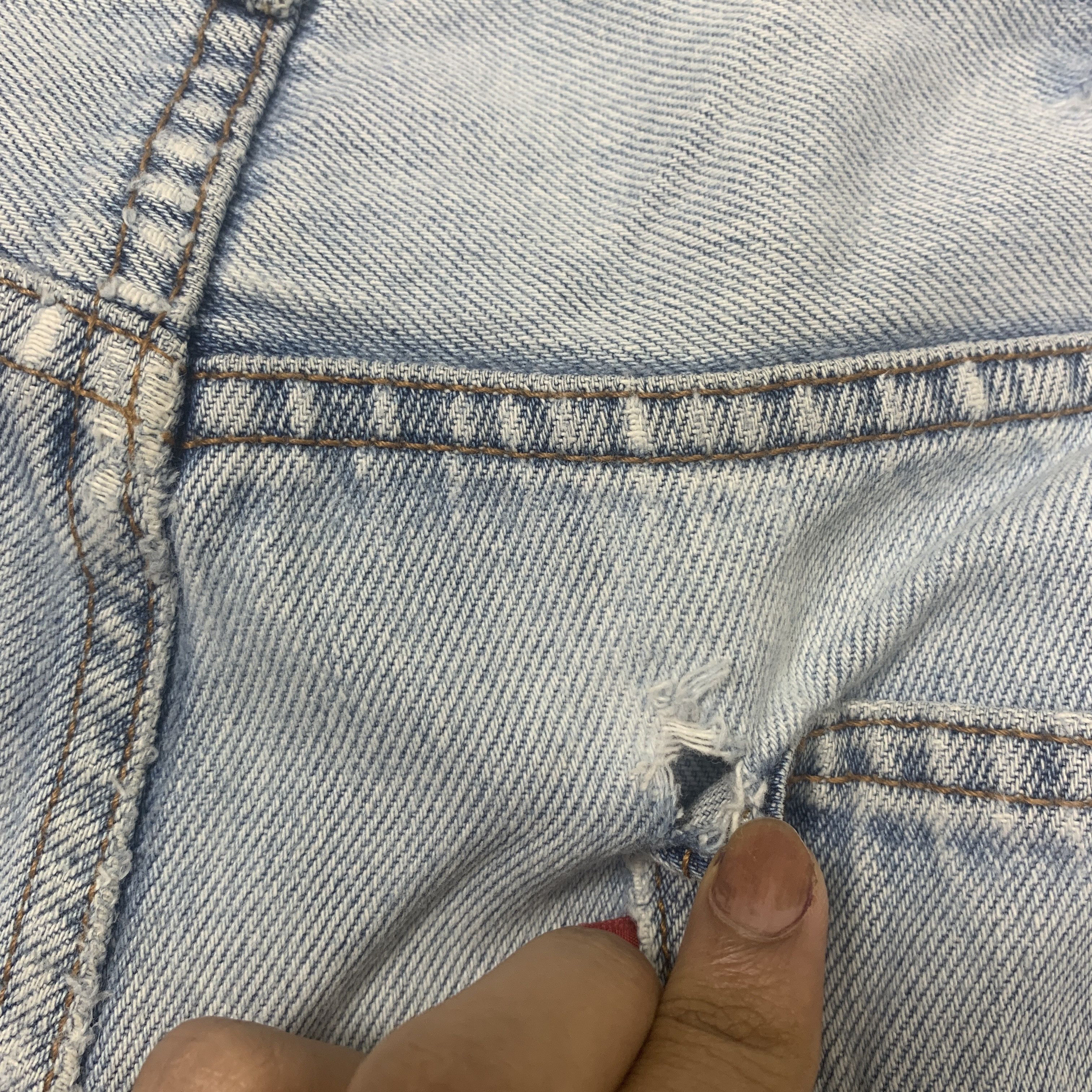 Levi's × Vintage Vintage LEVI'S 550 Distress Faded Straight Cut Mid Wash Size US 40 / EU 56 - 12 Thumbnail