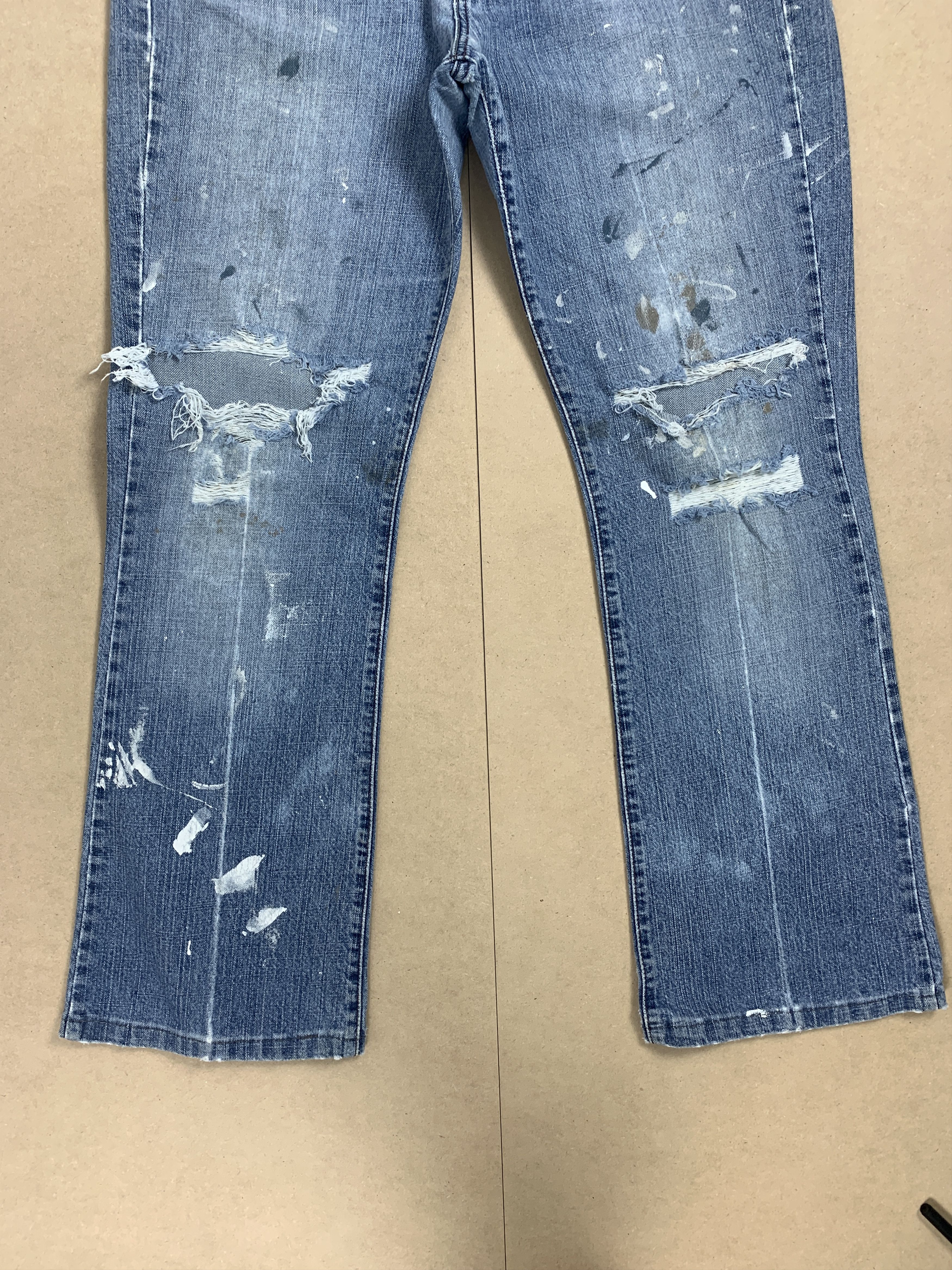 Levi's Vintage Levis 515 Boot Cut Distressed Faded Jeans P0175 Size US 34 / EU 50 - 8 Thumbnail