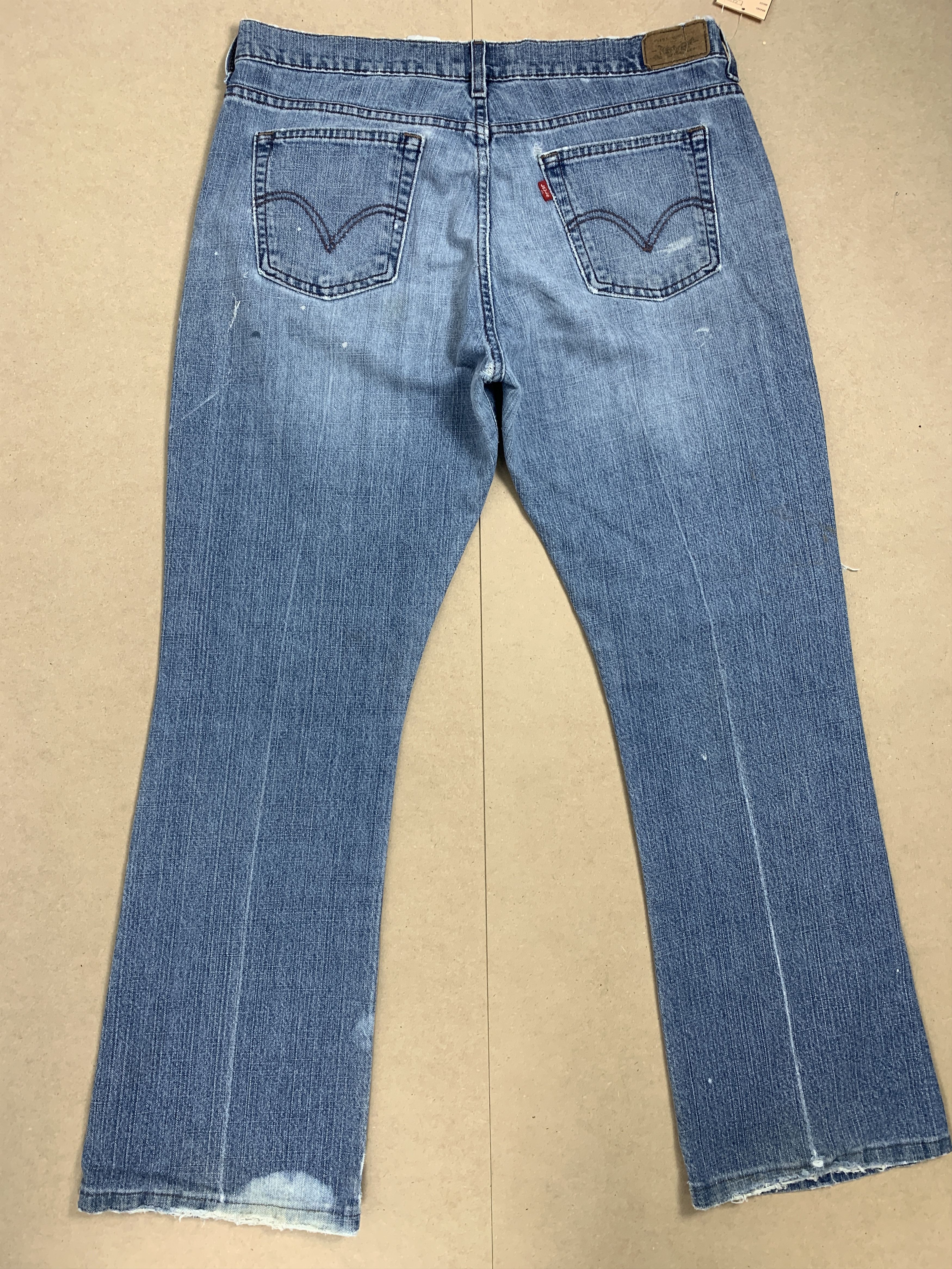 Levi's Vintage Levis 515 Boot Cut Distressed Faded Jeans P0175 Size US 34 / EU 50 - 11 Thumbnail