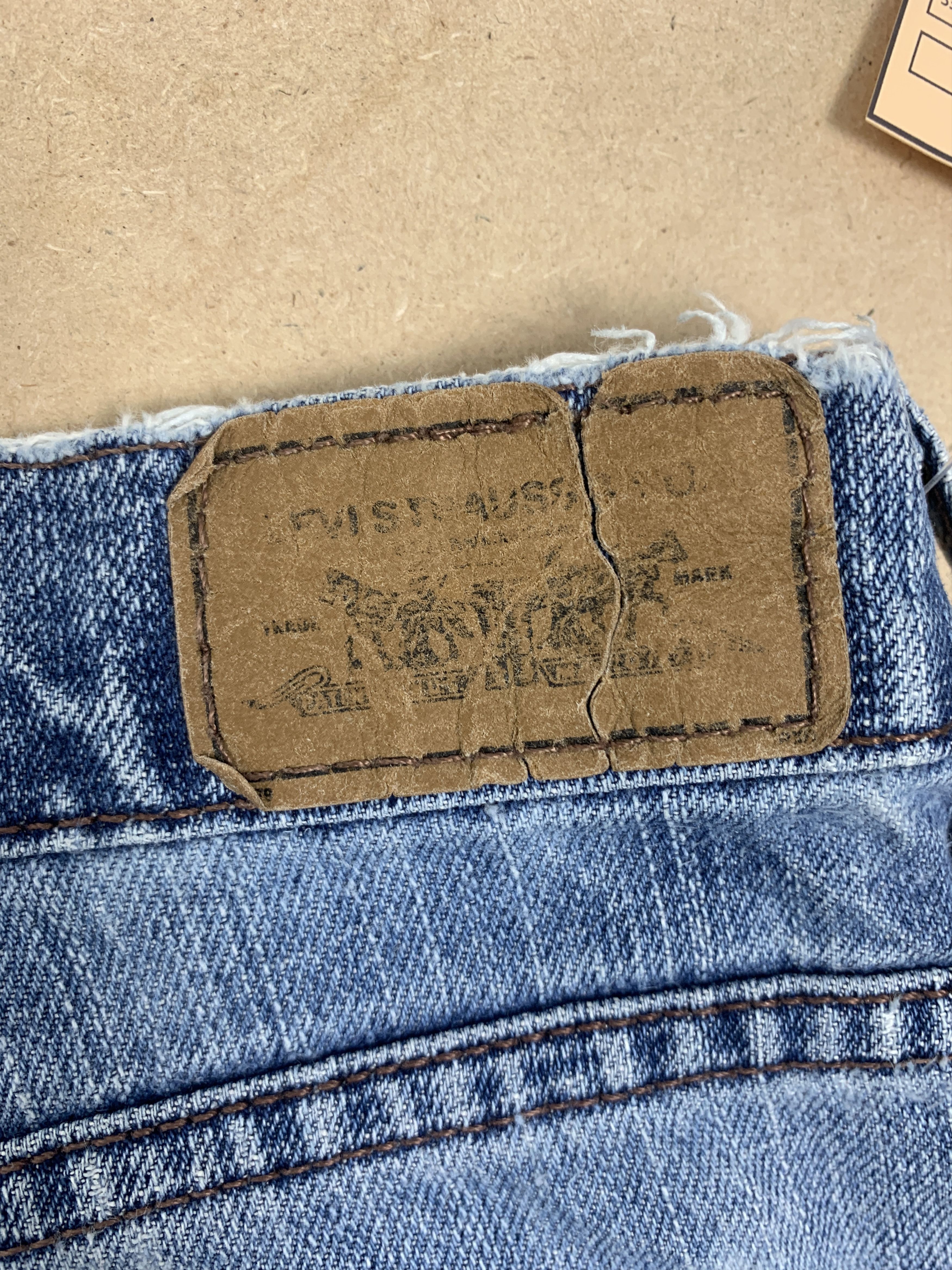 Levi's Vintage Levis 515 Boot Cut Distressed Faded Jeans P0175 Size US 34 / EU 50 - 17 Thumbnail