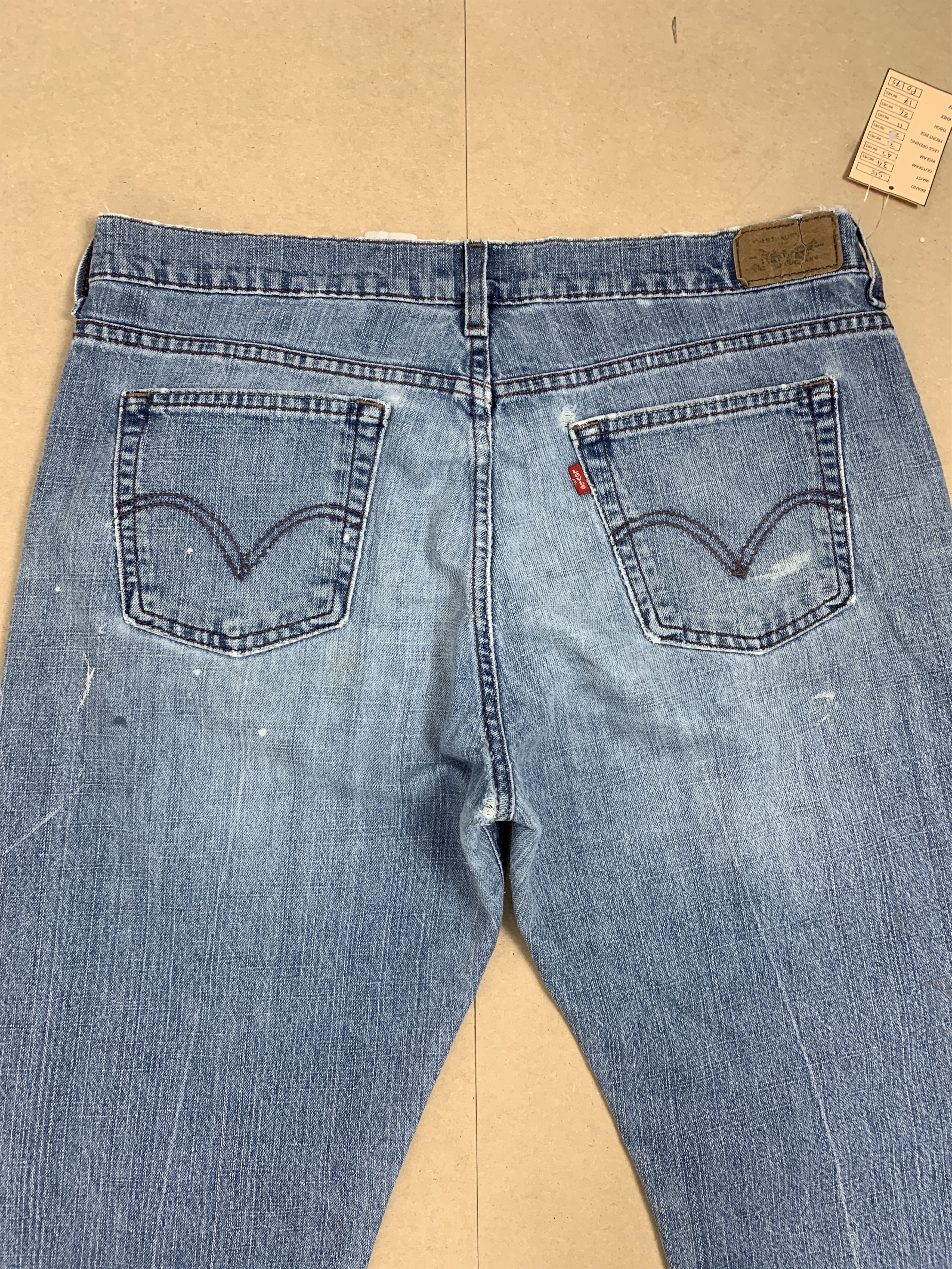 Levi's Vintage Levis 515 Boot Cut Distressed Faded Jeans P0175 Size US 34 / EU 50 - 13 Thumbnail