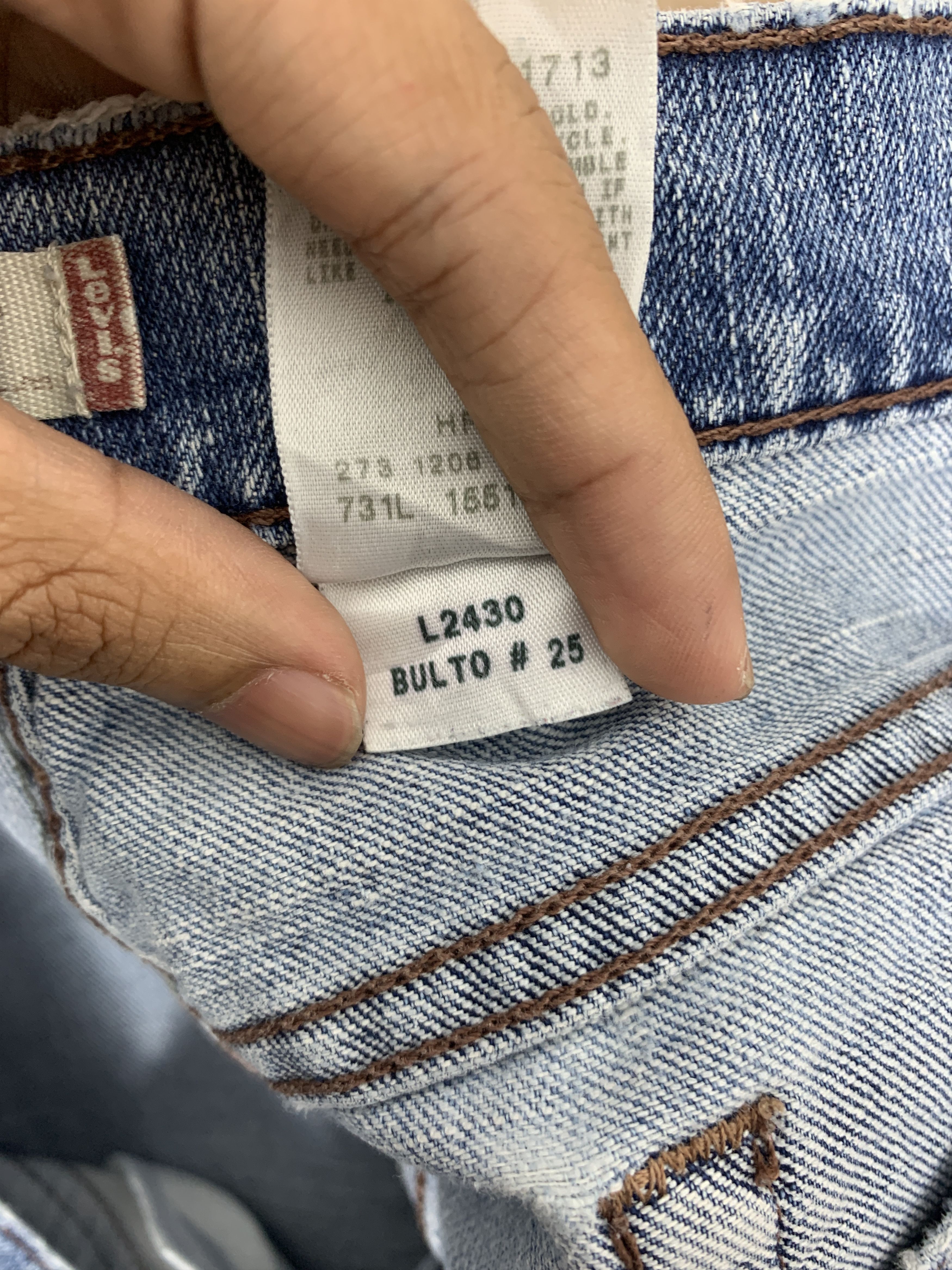 Levi's Vintage Levis 515 Boot Cut Distressed Faded Jeans P0175 Size US 34 / EU 50 - 22 Thumbnail