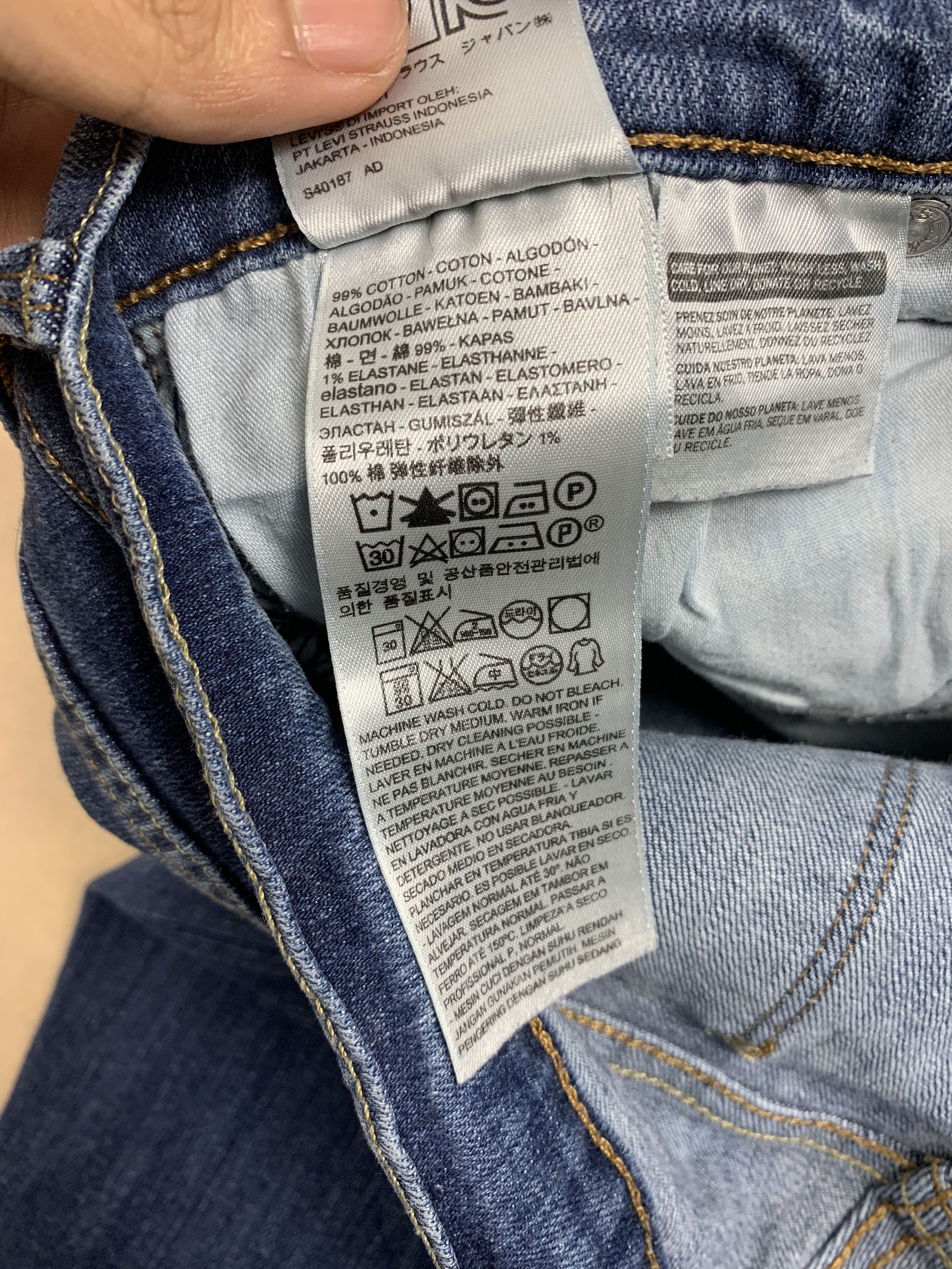 Levi's Vintage Levis 505 Straight Cut Faded Blue Jeans Size US 32 / EU 48 - 16 Thumbnail