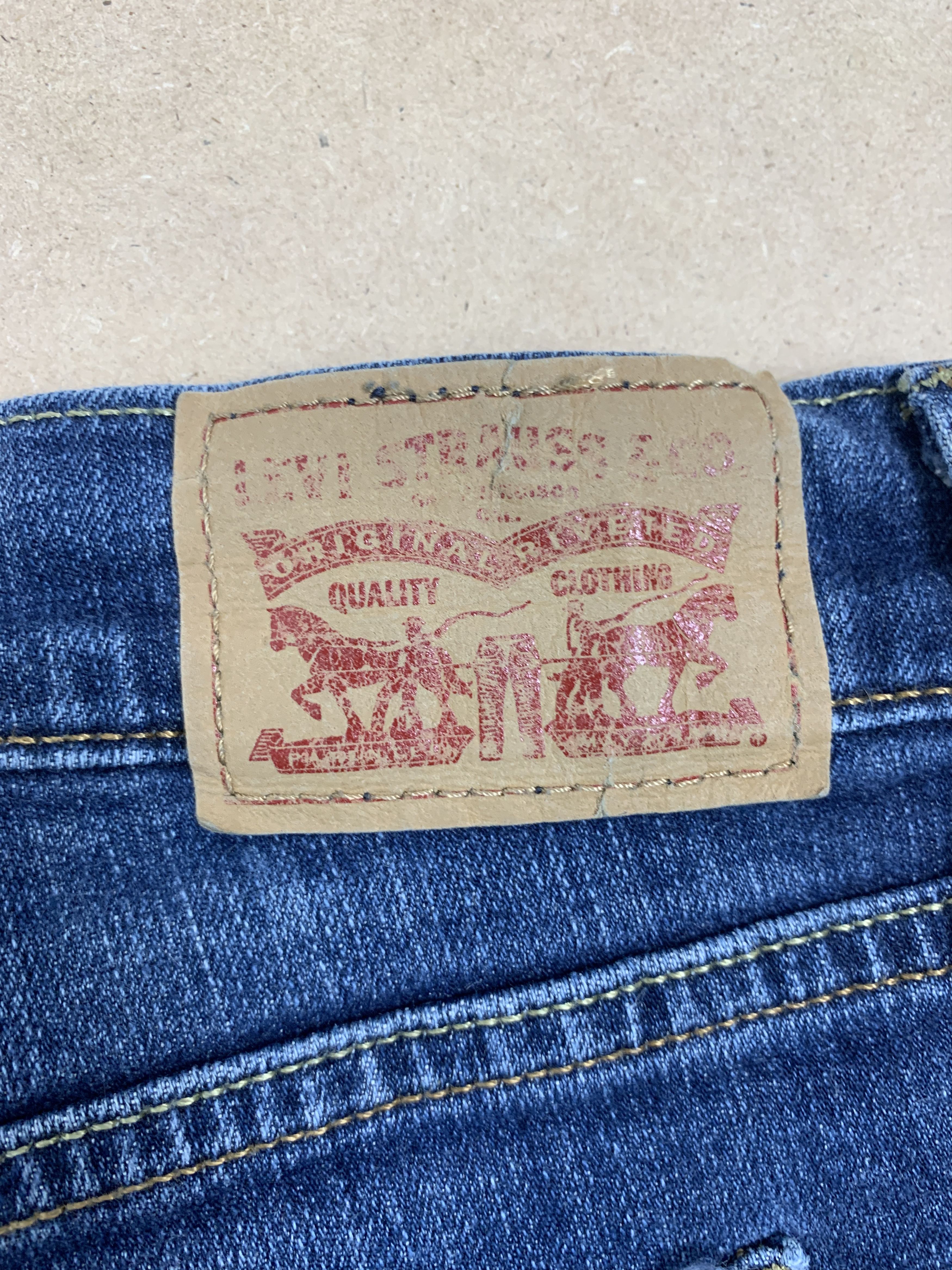 Levi's Vintage Levis 505 Straight Cut Faded Blue Jeans Size US 32 / EU 48 - 9 Thumbnail