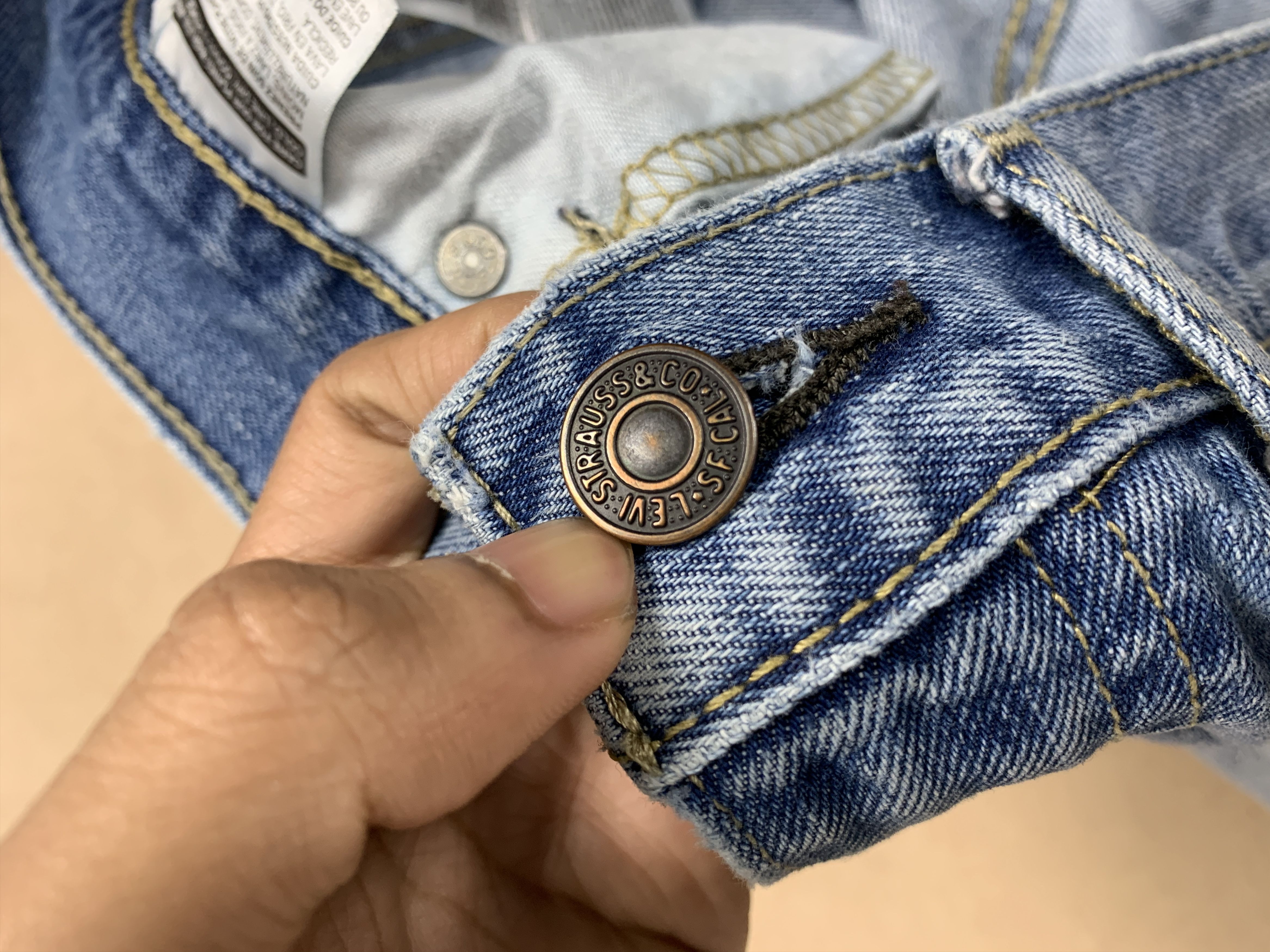 Levi's × Vintage Vintage Levis 505 Distress Straight Cut Mid Wash Jeans Size US 32 / EU 48 - 17 Thumbnail
