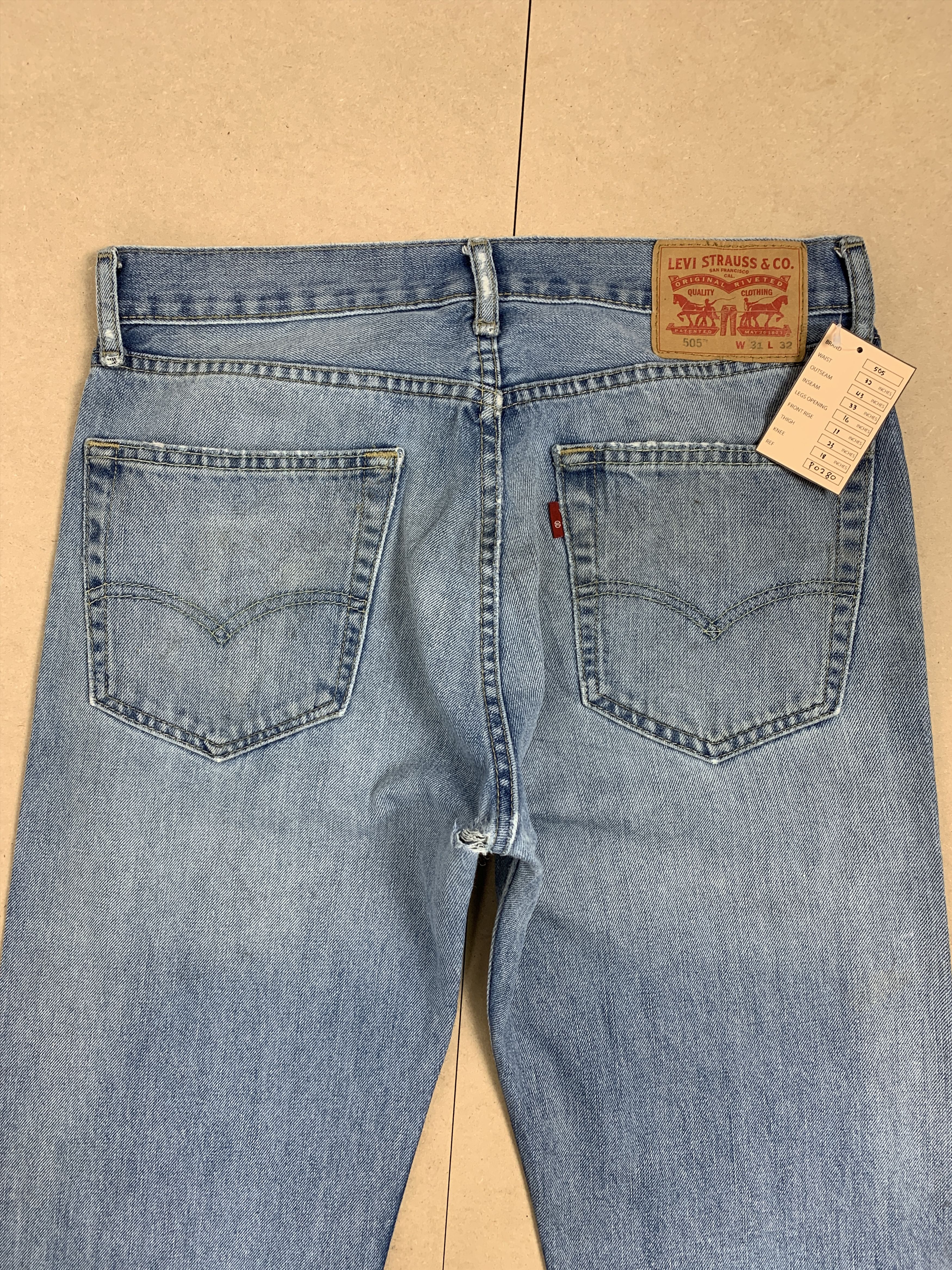 Levi's × Vintage Vintage Levis 505 Distress Straight Cut Mid Wash Jeans Size US 32 / EU 48 - 6 Thumbnail