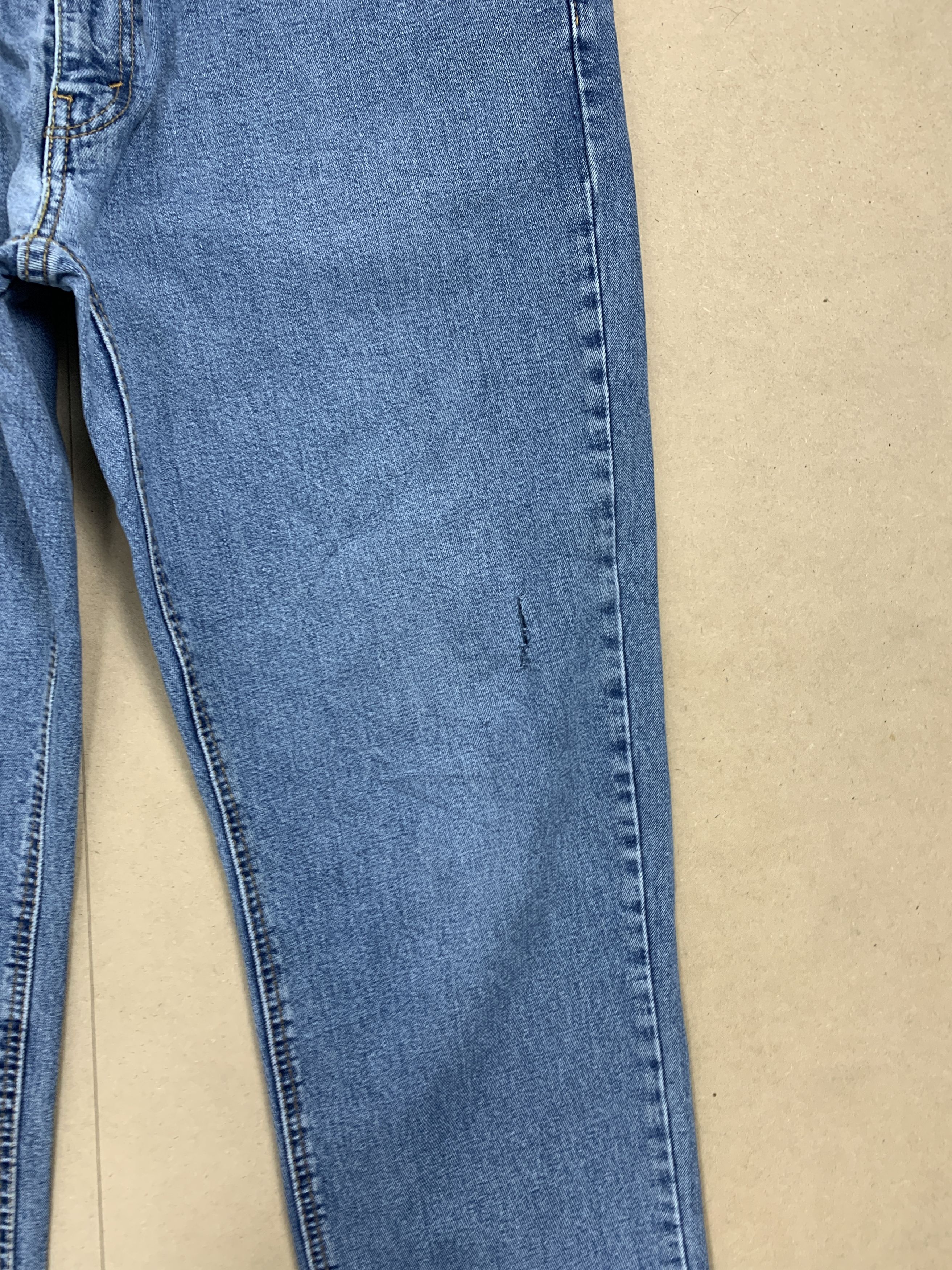 Levi's × Vintage Vintage Levis 541 Distressed Faded Mid Wash Jeans Size US 37 - 3 Thumbnail