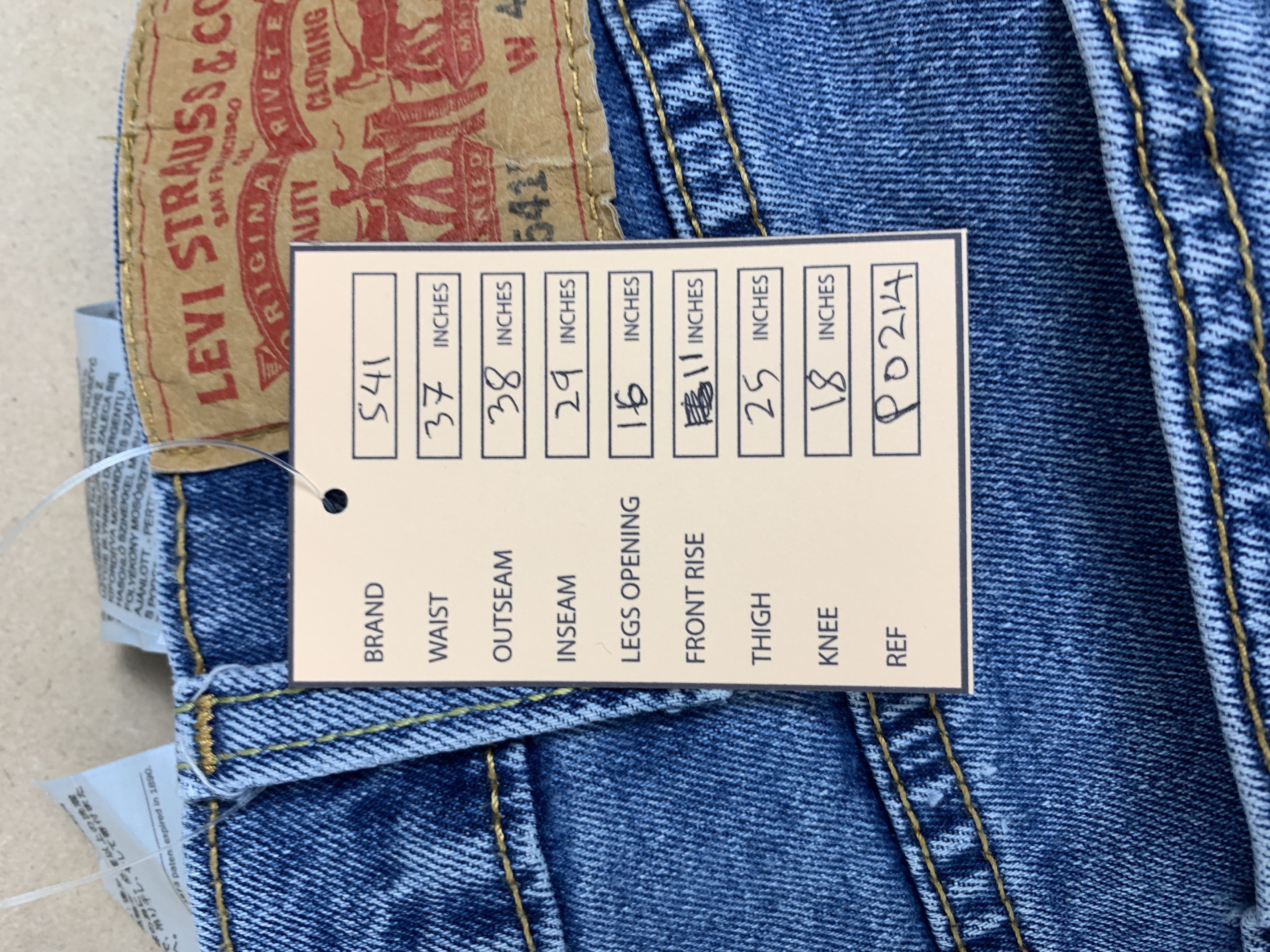 Levi's × Vintage Vintage Levis 541 Distressed Faded Mid Wash Jeans Size US 37 - 25 Thumbnail