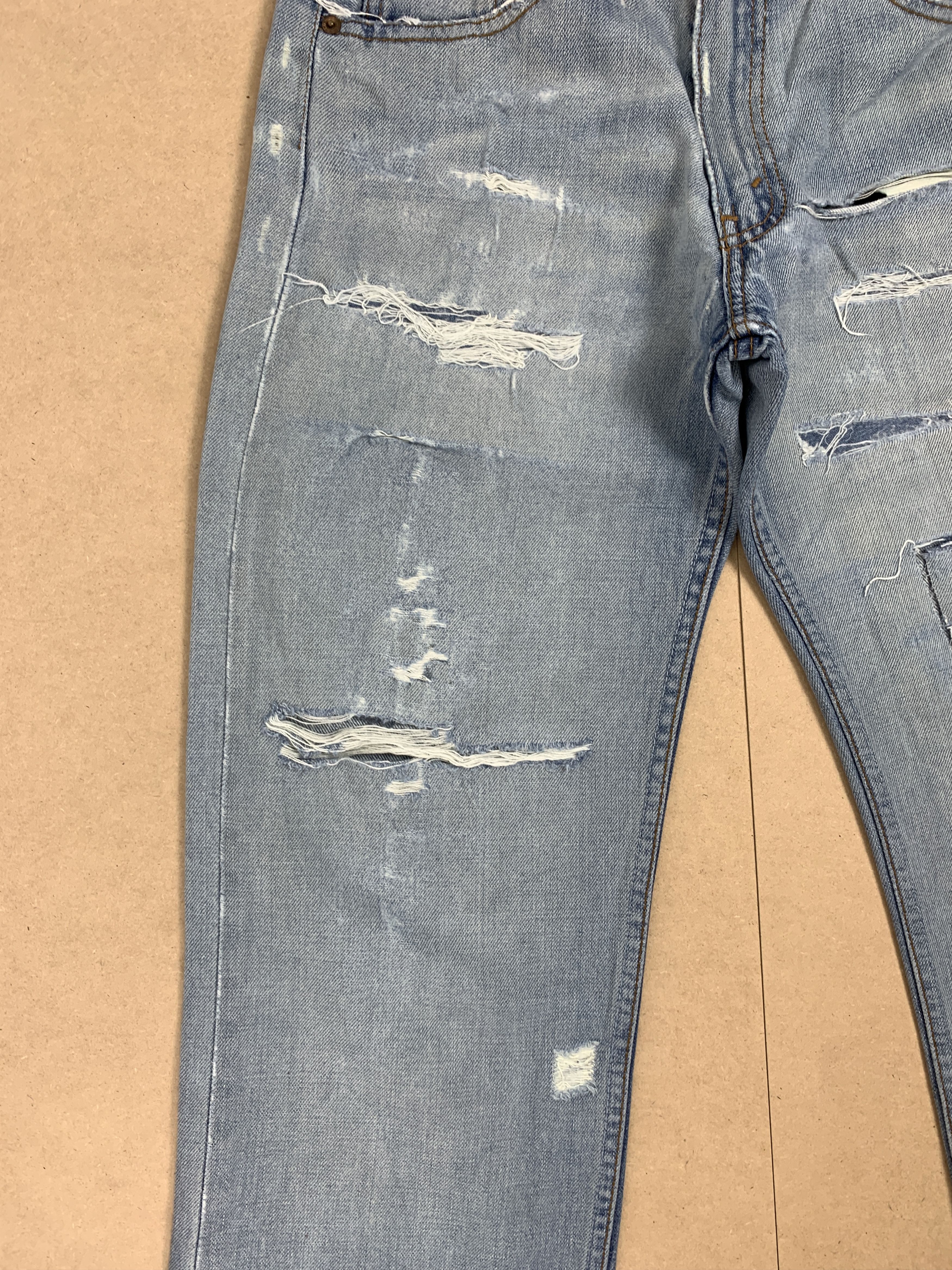 Levi's Vintage Y2K Levi's 503 Leather Patch Distressed Jeans P0123 Size US 26 / EU 42 - 5 Thumbnail