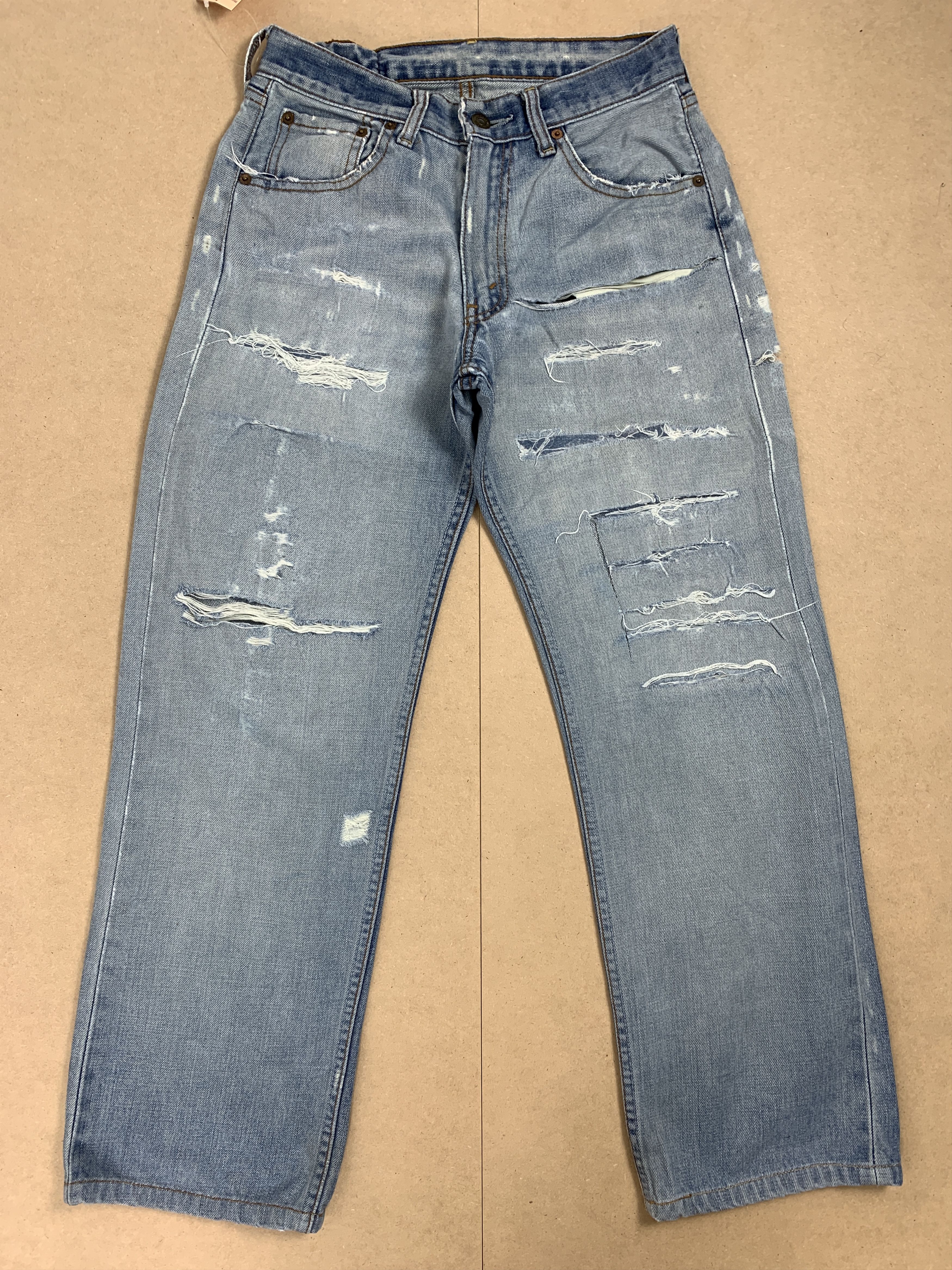 Levi's Vintage Y2K Levi's 503 Leather Patch Distressed Jeans P0123 Size US 26 / EU 42 - 1 Thumbnail