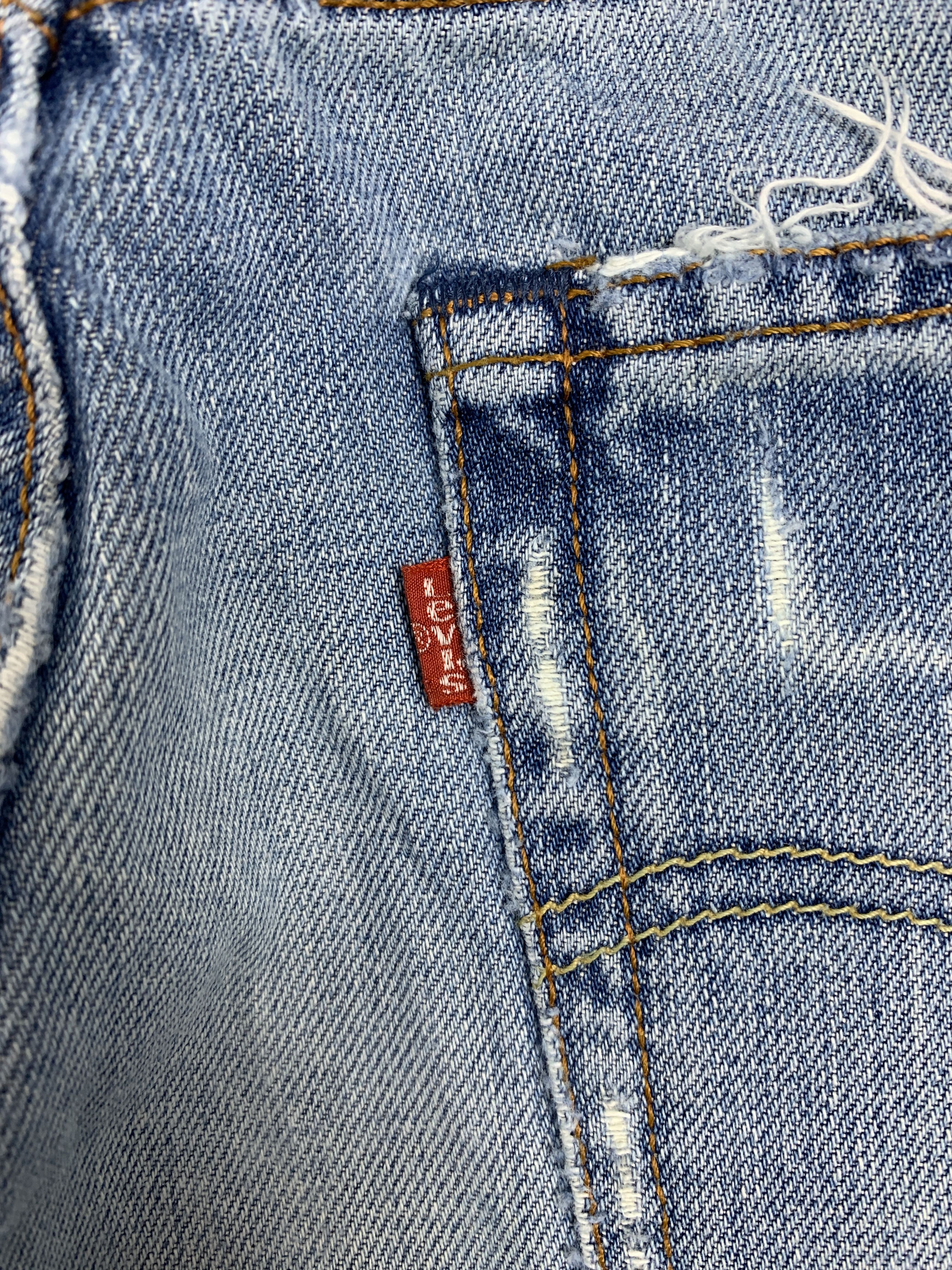 Levi's Vintage Y2K Levi's 503 Leather Patch Distressed Jeans P0123 Size US 26 / EU 42 - 11 Thumbnail