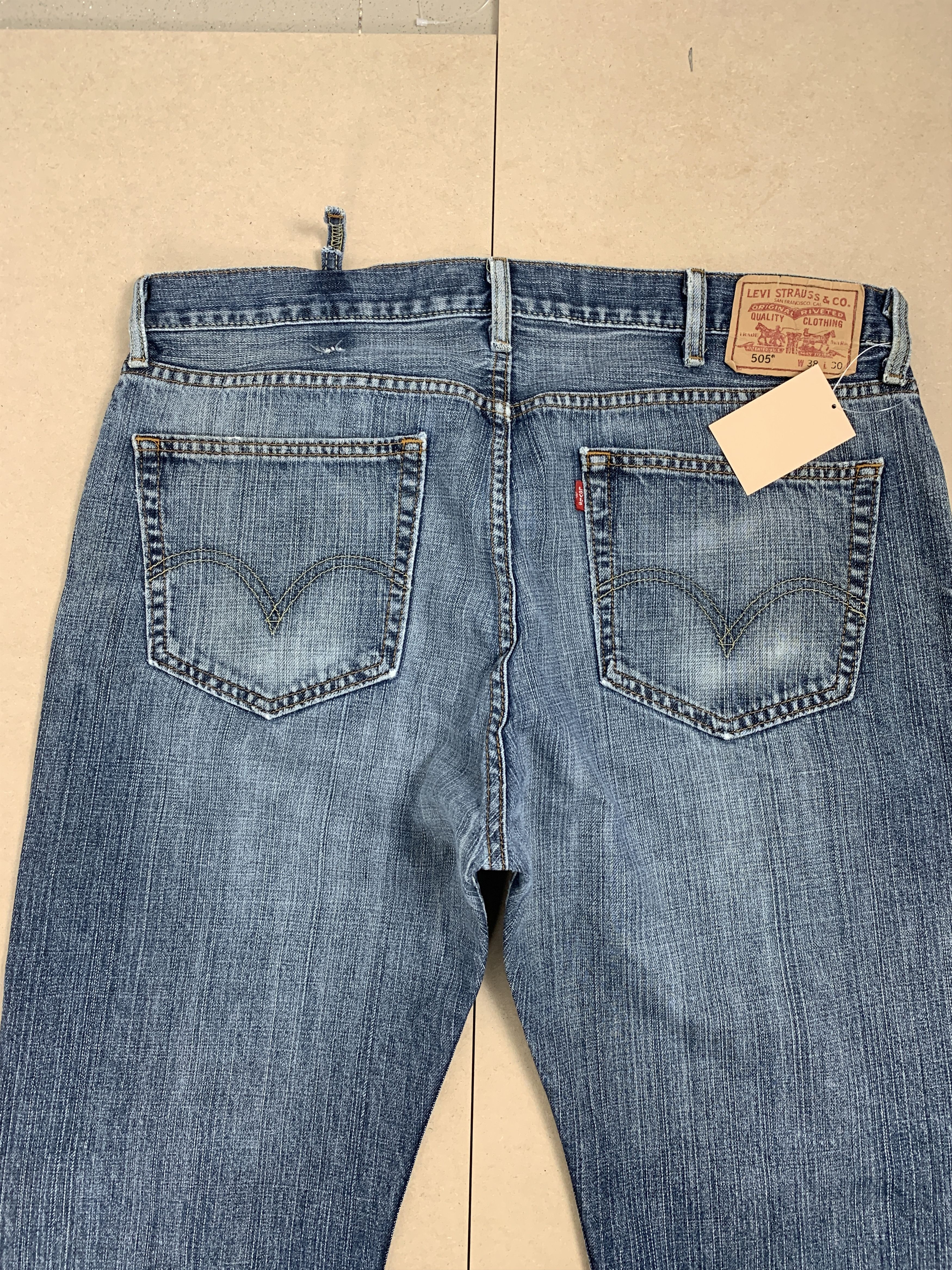 Levi's Vintage LEVI'S 505 Distressed Faded Mid Wash Jeans Size US 38 / EU 54 - 7 Thumbnail