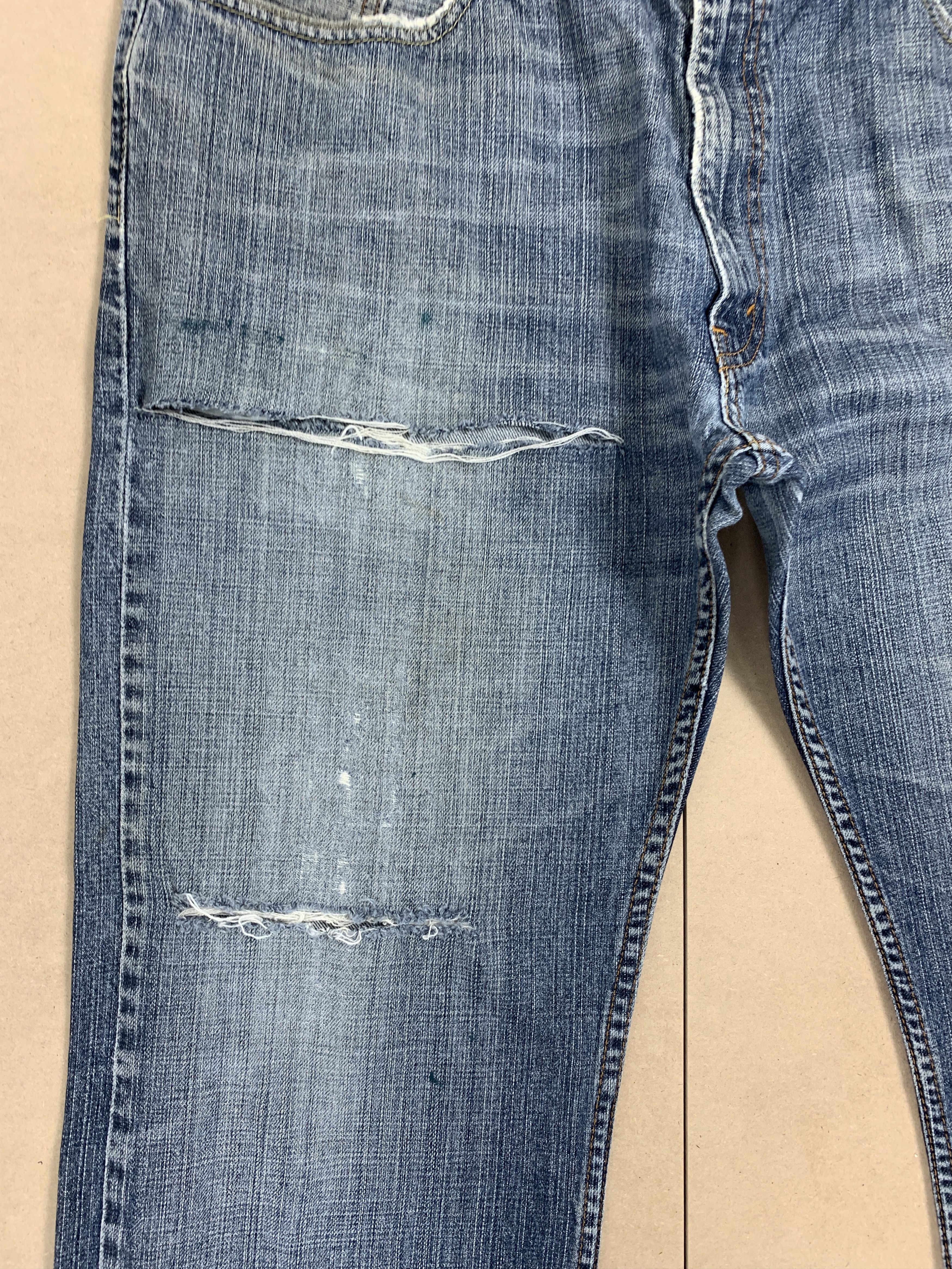 Levi's Vintage LEVI'S 505 Distressed Faded Mid Wash Jeans Size US 38 / EU 54 - 3 Thumbnail