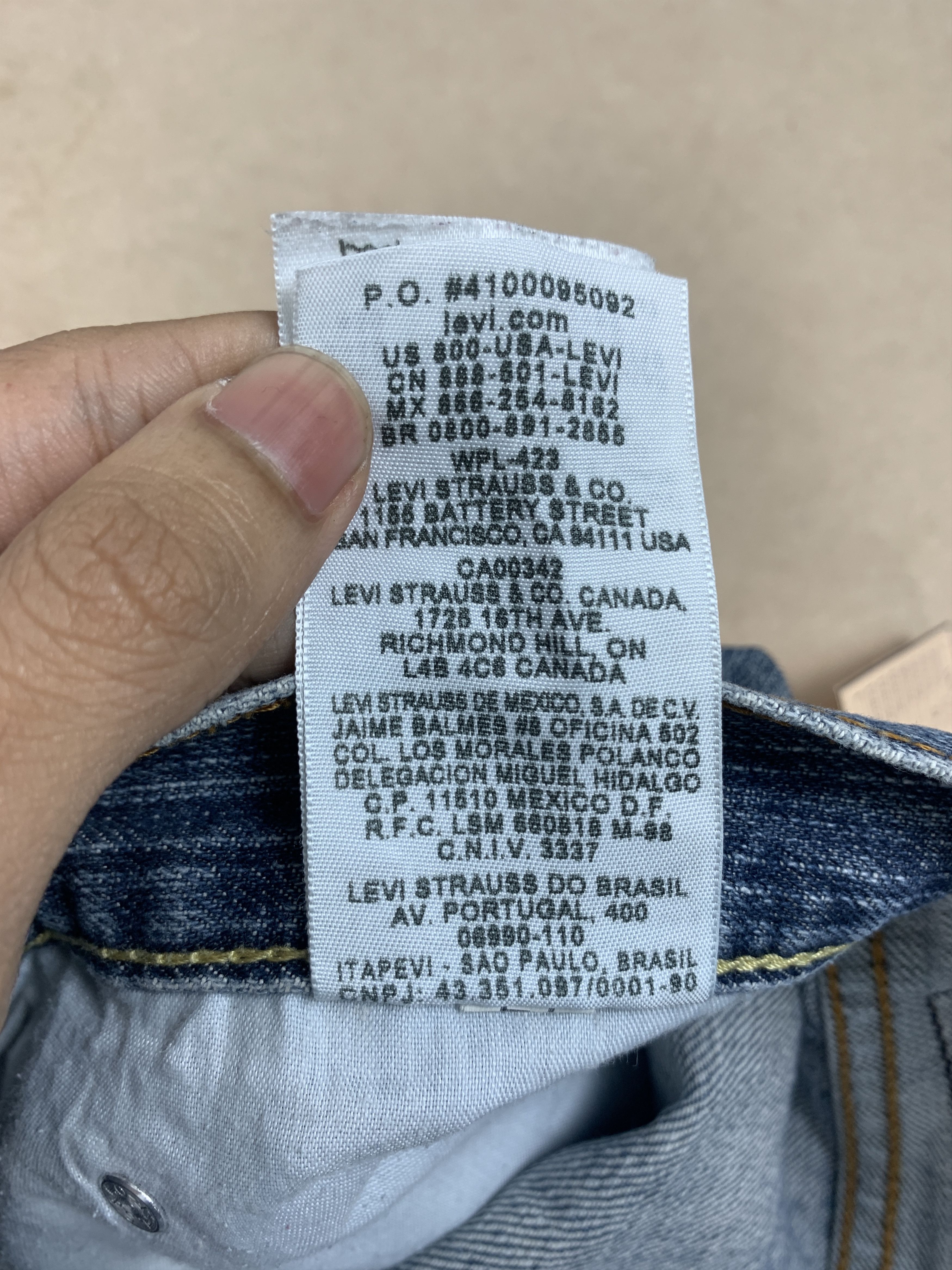 Levi's Vintage LEVI'S 505 Distressed Faded Mid Wash Jeans Size US 38 / EU 54 - 15 Thumbnail