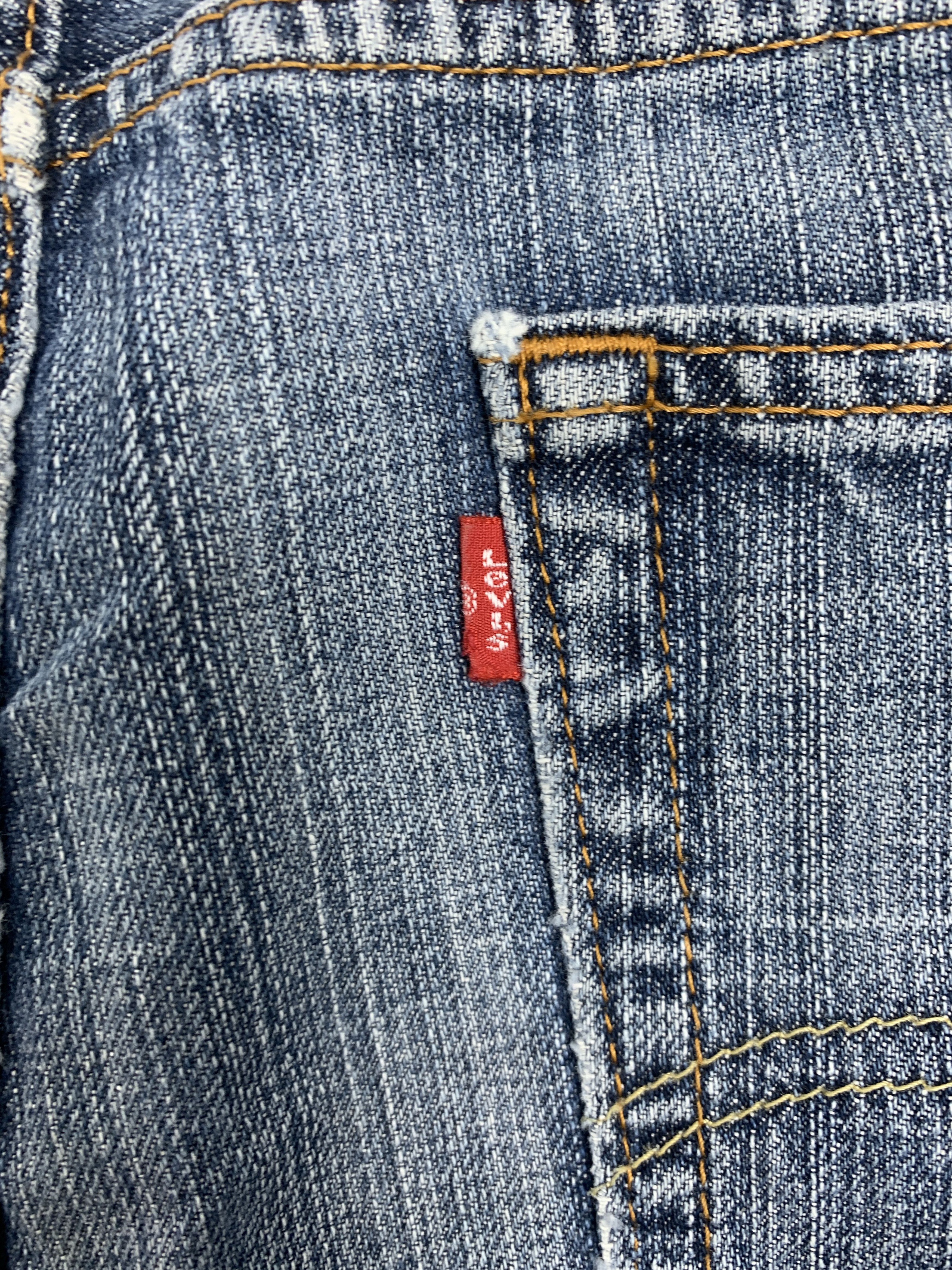 Levi's Vintage LEVI'S 505 Distressed Faded Mid Wash Jeans Size US 38 / EU 54 - 10 Thumbnail