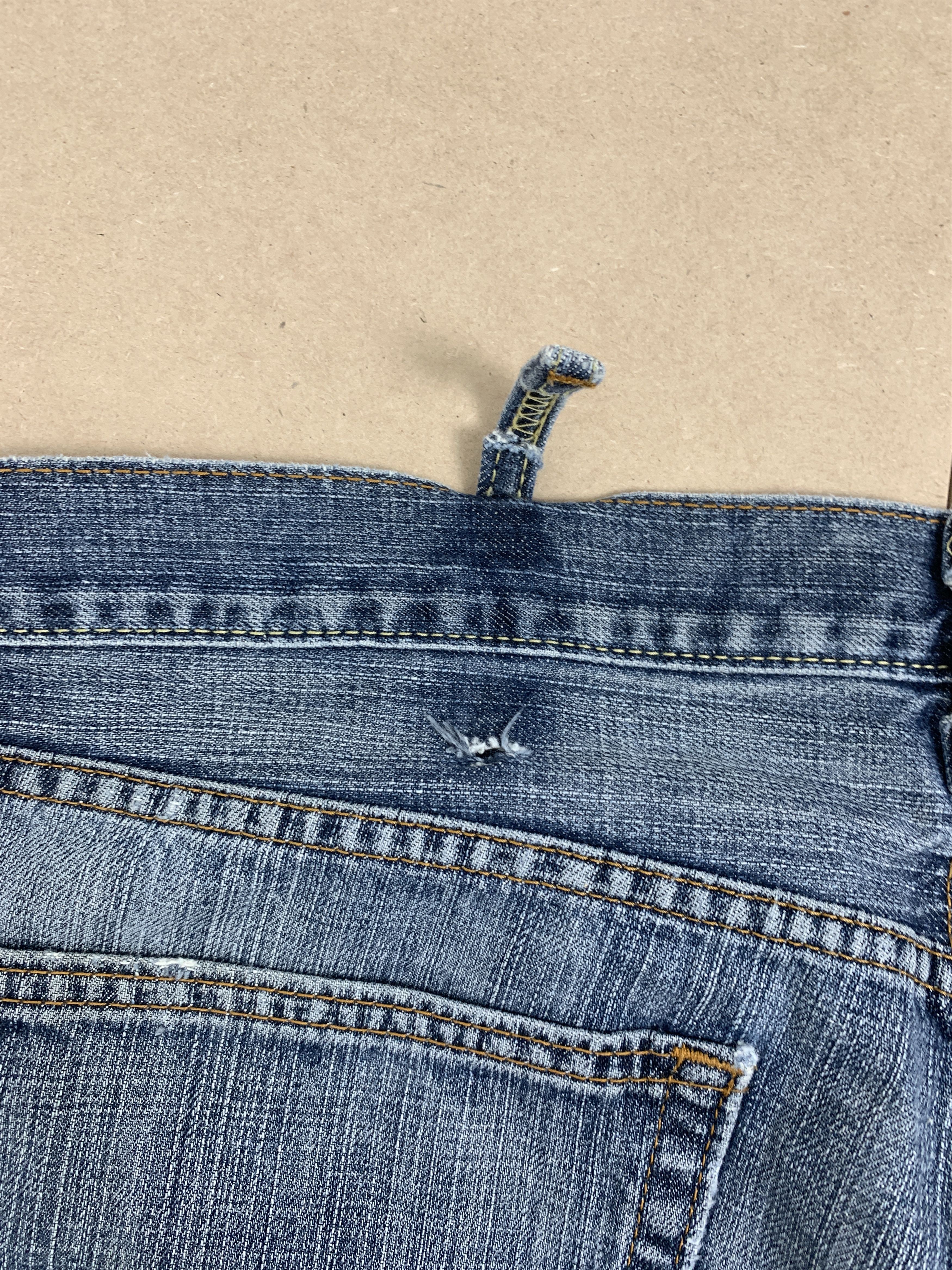 Levi's Vintage LEVI'S 505 Distressed Faded Mid Wash Jeans Size US 38 / EU 54 - 8 Thumbnail
