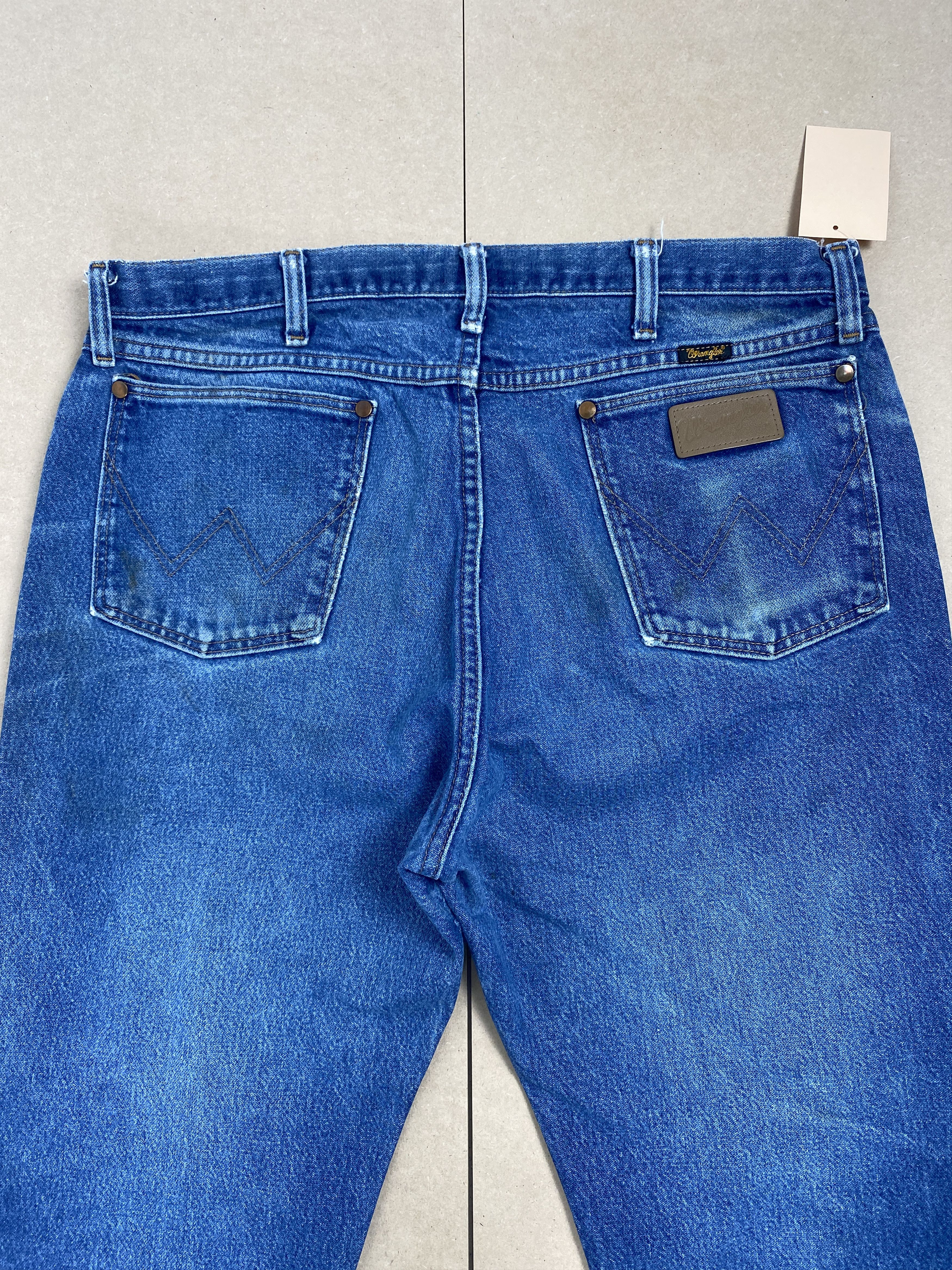 Vintage Vintage Wrangler Straight Cut Distressed Faded Blue Jeans Size US 36 / EU 52 - 9 Thumbnail