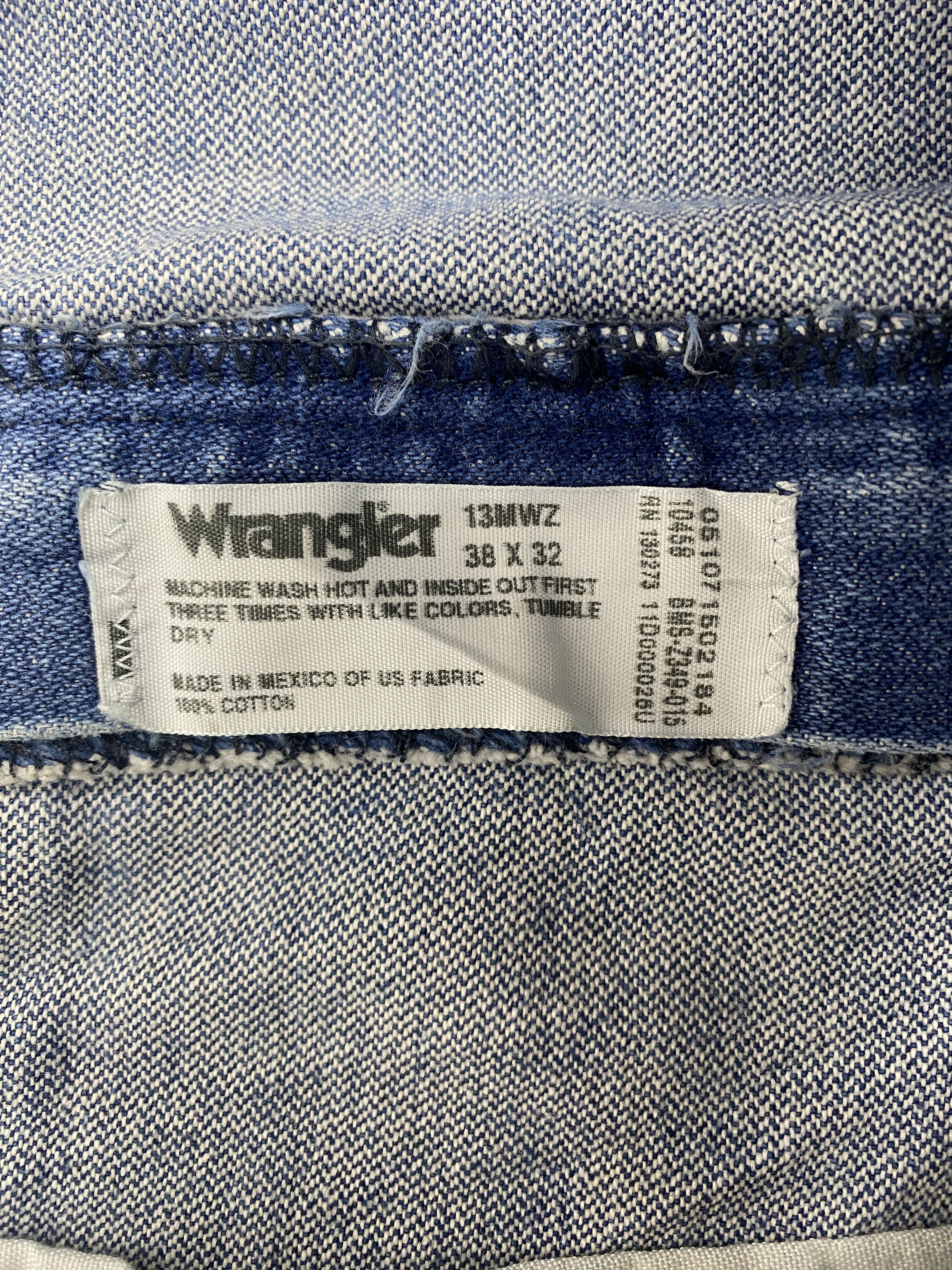 Vintage Vintage Wrangler Straight Cut Distressed Faded Blue Jeans Size US 36 / EU 52 - 12 Thumbnail