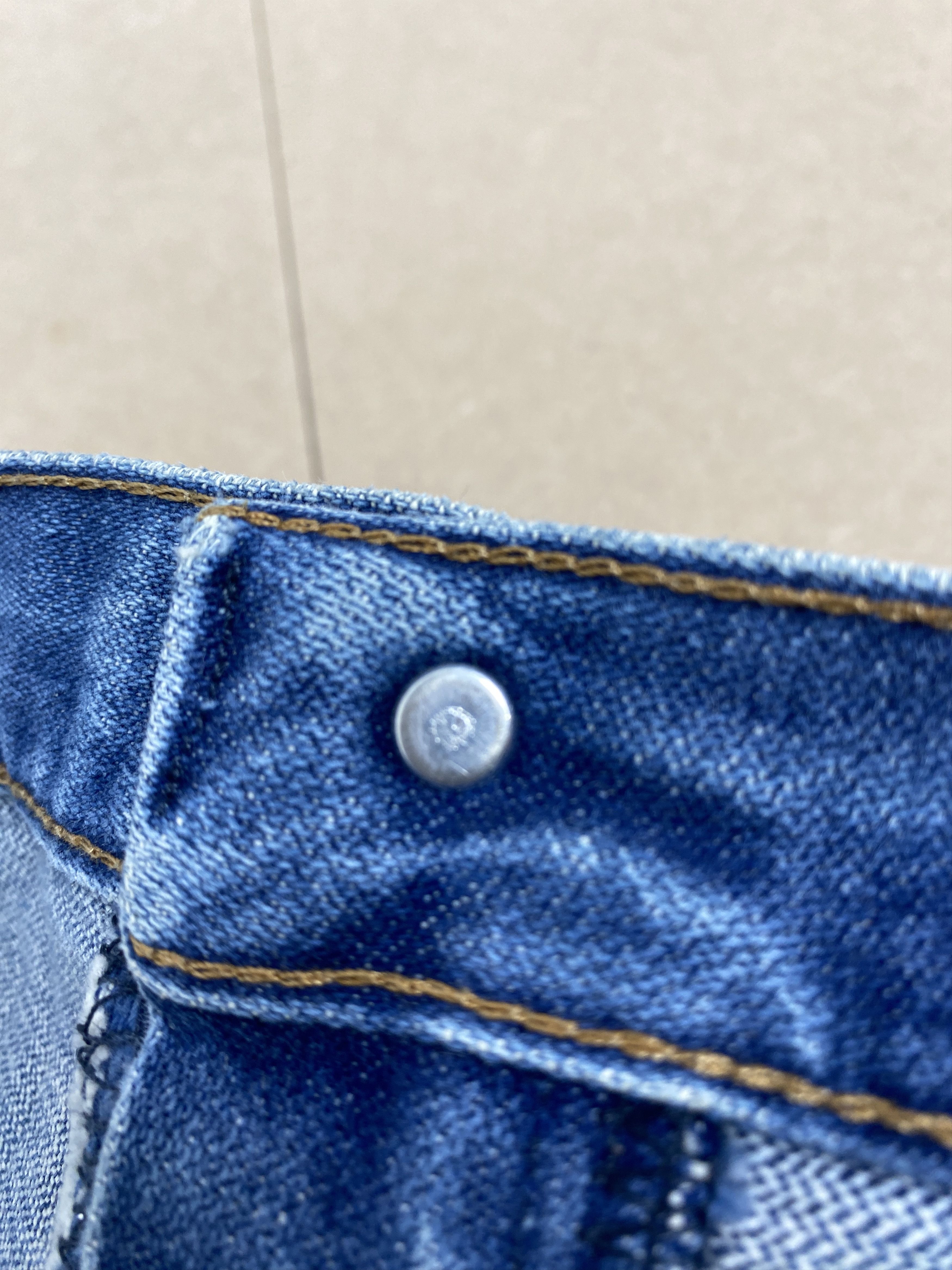 Vintage Vintage Wrangler Straight Cut Distressed Faded Blue Jeans Size US 36 / EU 52 - 13 Thumbnail