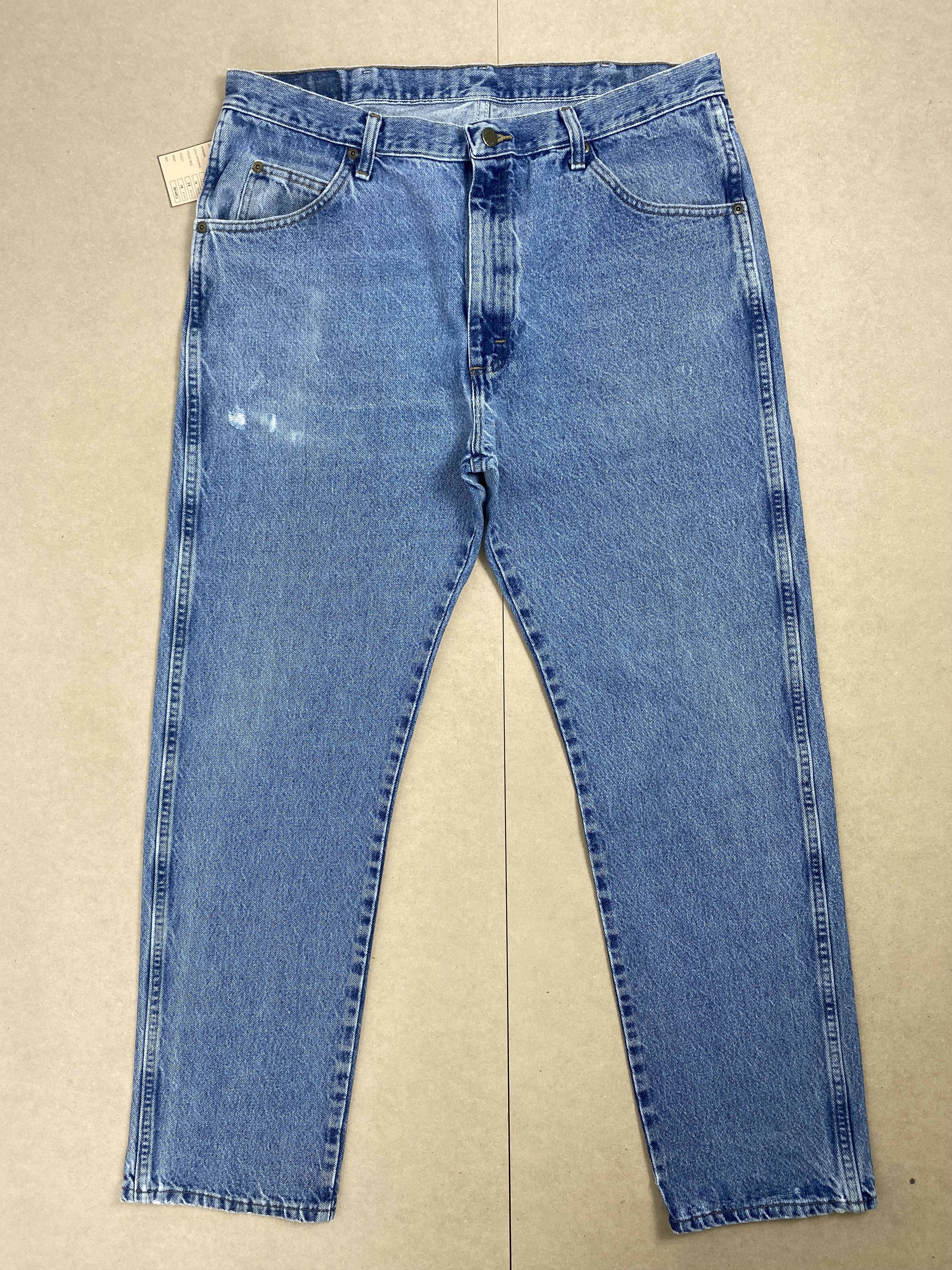 Vintage Vintage Wrangler Distressed Faded Straight Cut Blue Jeans Size US 38 / EU 54 - 1 Thumbnail