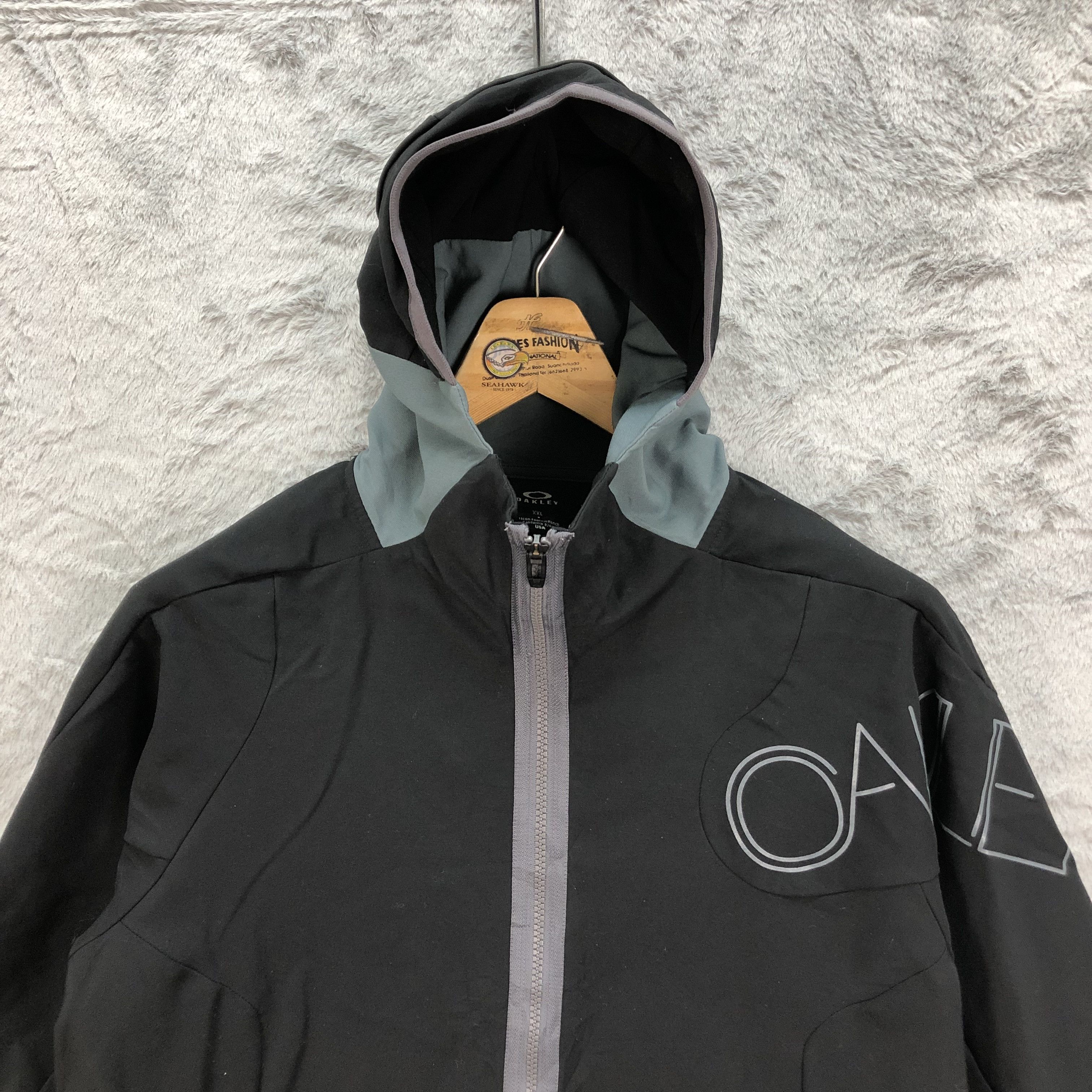 Oakley OAKLEY Hooded Light Jacket #4954-29 Size US XXL / EU 58 / 5 - 2 Thumbnail