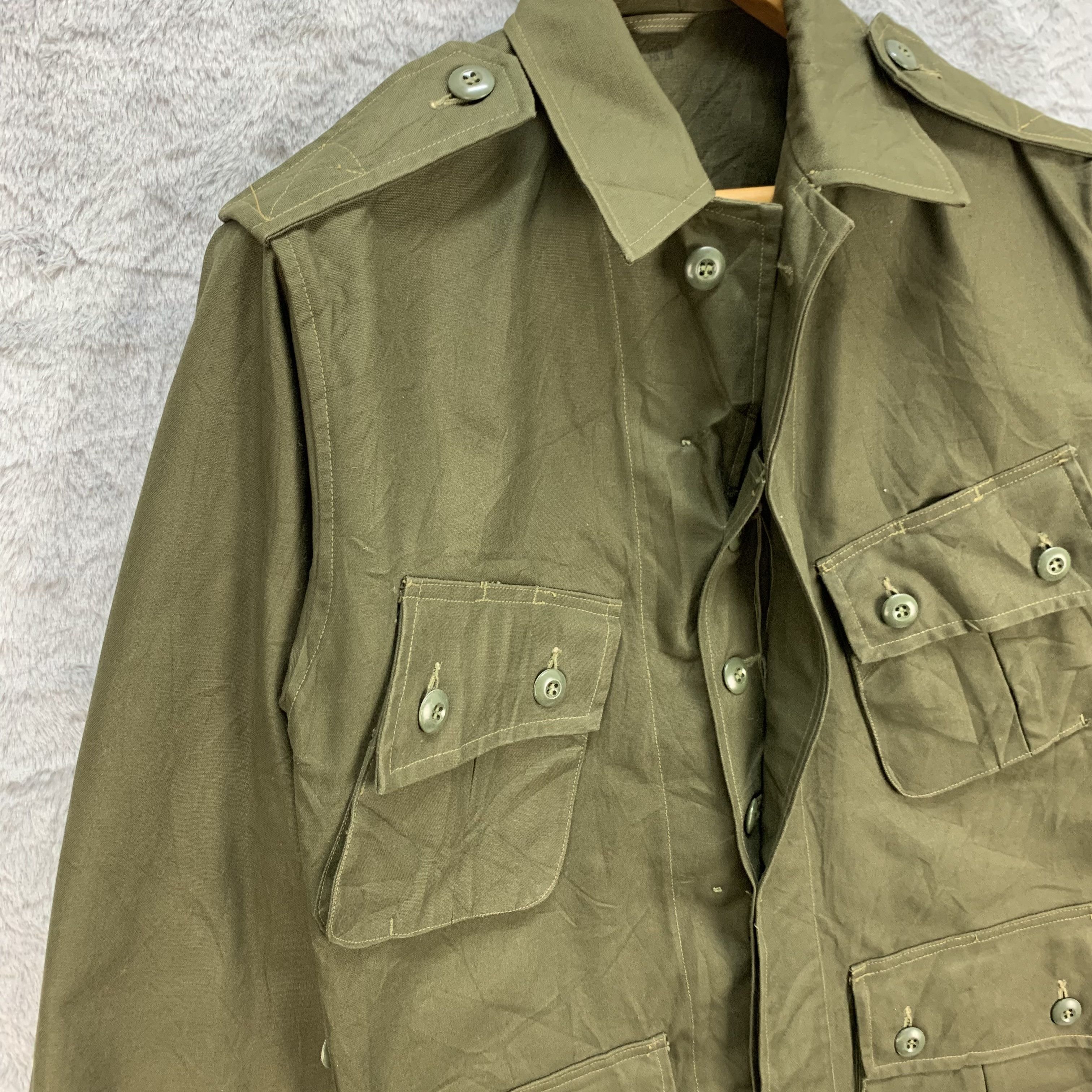 Vintage Army Uniform Military Field Jacket / Chore Jacket #4400-152 Size US M / EU 48-50 / 2 - 6 Thumbnail