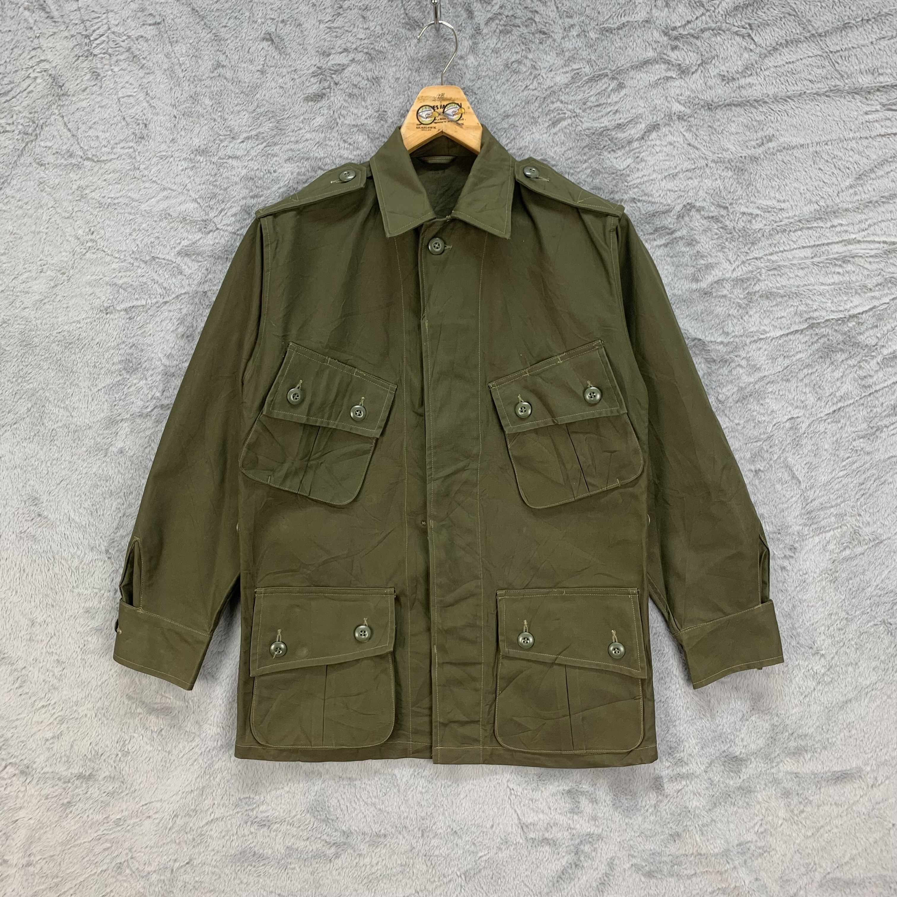 Vintage Army Uniform Military Field Jacket / Chore Jacket #4400-152 Size US M / EU 48-50 / 2 - 1 Thumbnail