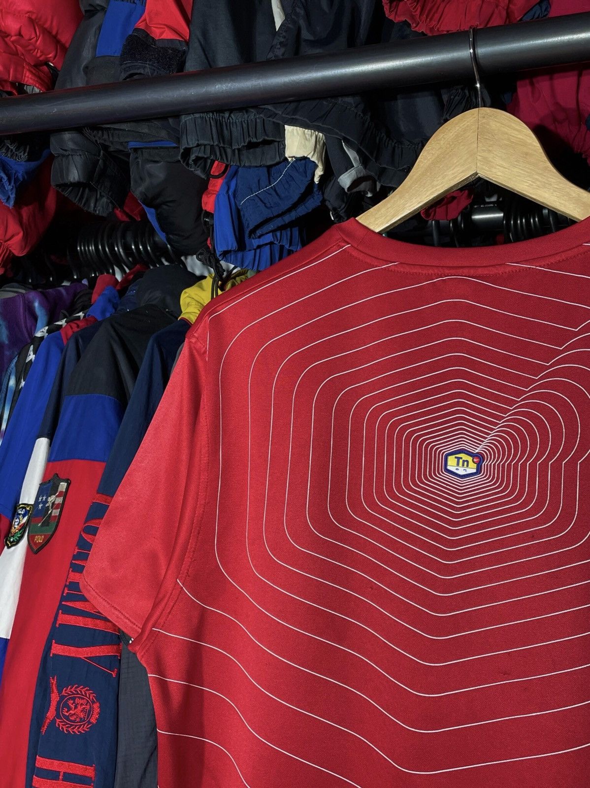 Nike × Vintage Nike TN Red Big Logo Size US M / EU 48-50 / 2 - 2 Thumbnail