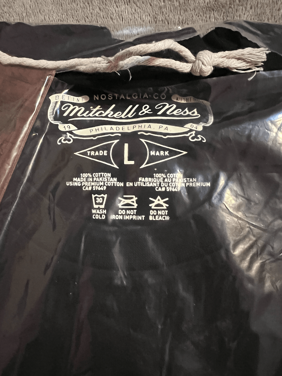 Mitchell & Ness OVO TORONTO RAPTORS x MITCHELL & NESS OG OWL T-SHIRT *RARE* Size US L / EU 52-54 / 3 - 9 Thumbnail