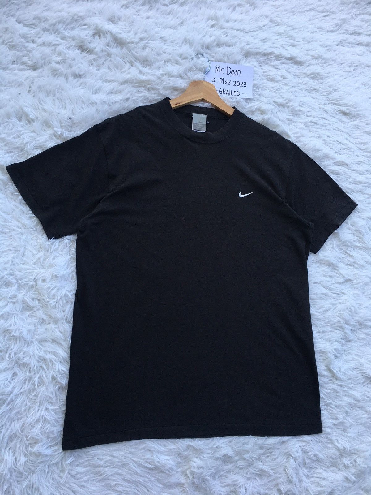 Nike Vintage Nike Swoosh Tshirt Size US L / EU 52-54 / 3 - 3 Thumbnail