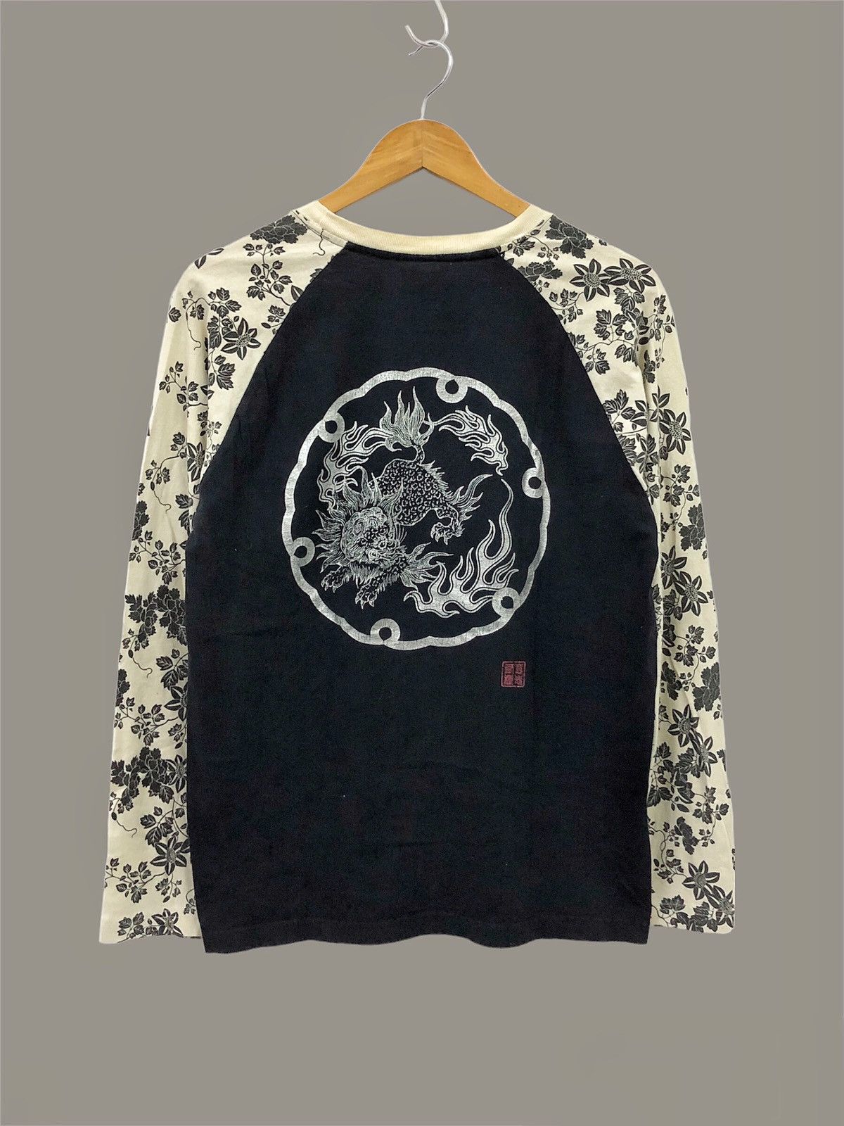 Karakuri Tamashii Rare design by WILL PIPS Art of dragon raglan long sleeve Size US M / EU 48-50 / 2 - 8 Thumbnail