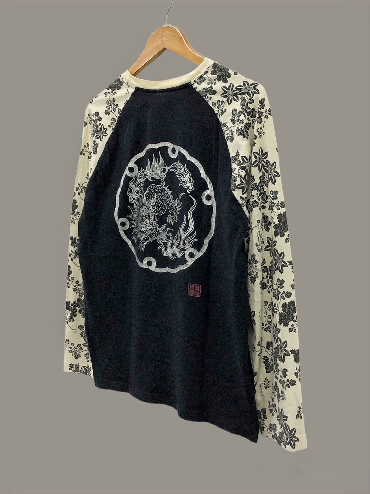 Karakuri Tamashii Rare design by WILL PIPS Art of dragon raglan long sleeve Size US M / EU 48-50 / 2 - 9 Thumbnail