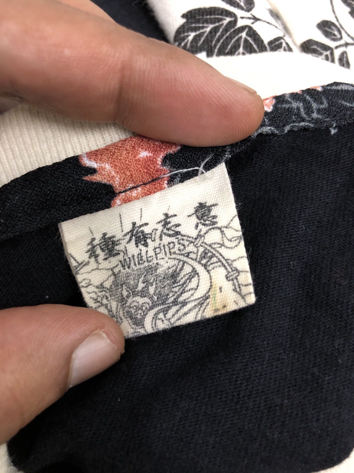 Karakuri Tamashii Rare design by WILL PIPS Art of dragon raglan long sleeve Size US M / EU 48-50 / 2 - 10 Thumbnail