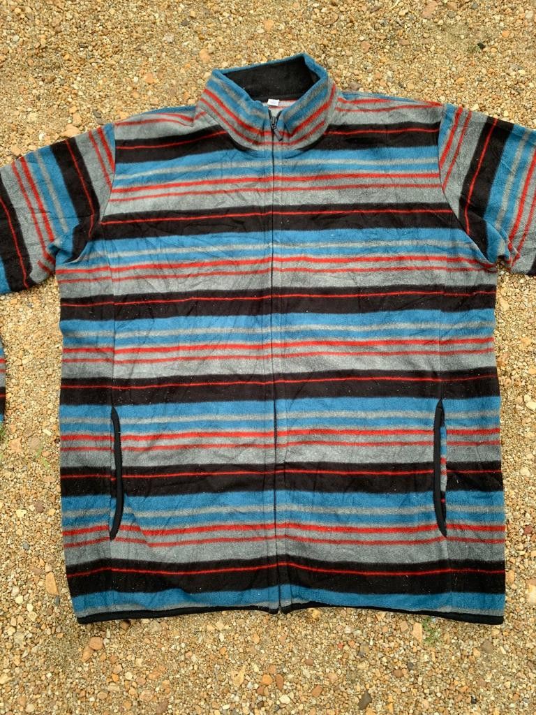 Japanese Brand × Uniqlo Uniqlo Fleece Multicolour zipper Jacket Size US XL / EU 56 / 4 - 3 Thumbnail