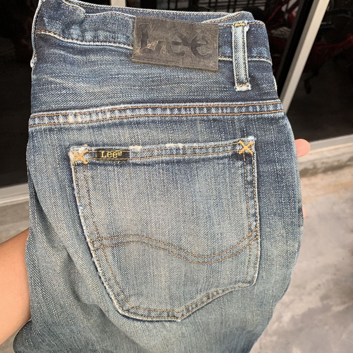 Lee Vintage thrashed Lee Riders Distressed Denim Jeans Size US 31 - 7 Thumbnail