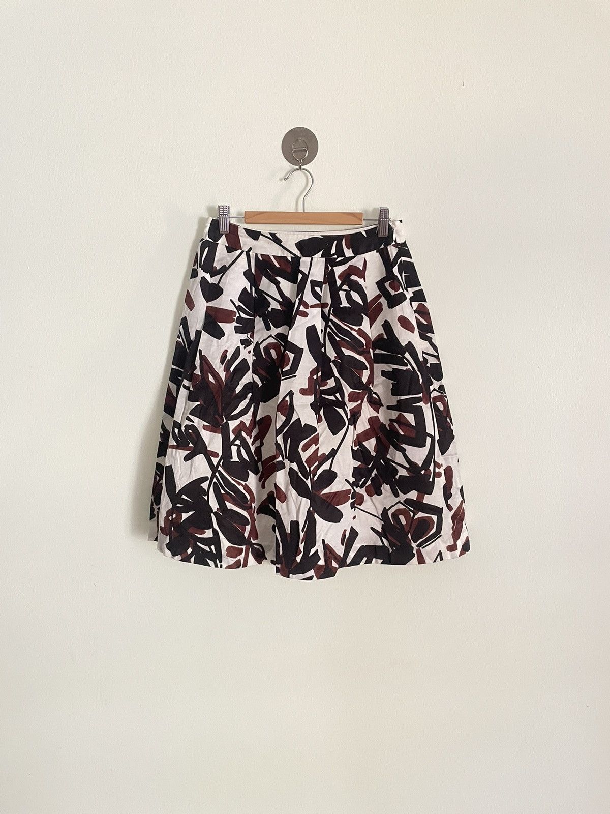 Aquascutum Aquascutum Pleated skirt Size 28" / US 6 / IT 42 - 1 Thumbnail