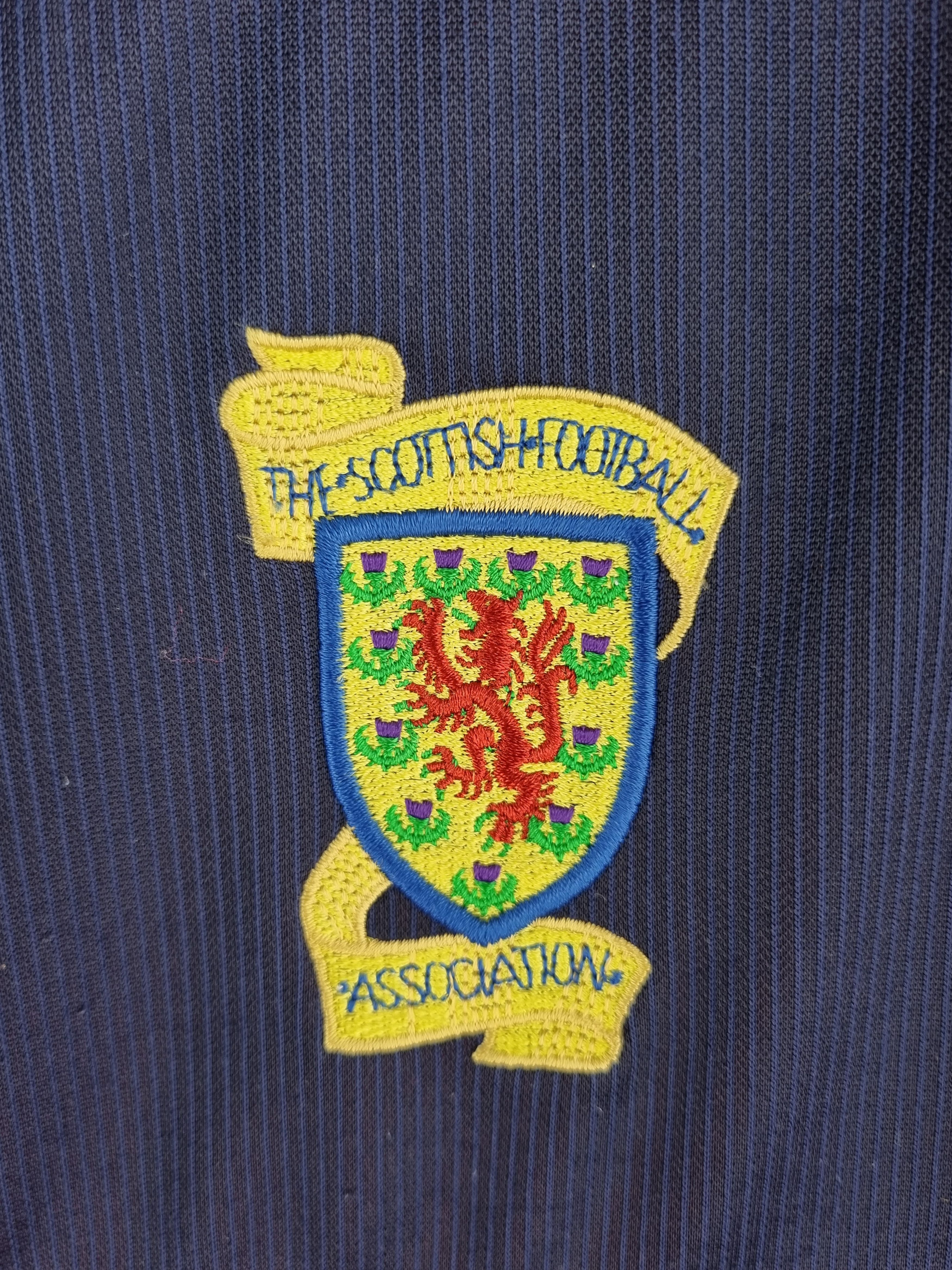 Umbro 90s UMBRO Scottish Football Association jersey shirt Size US L / EU 52-54 / 3 - 4 Thumbnail