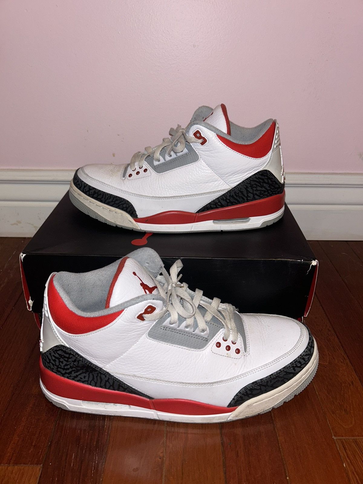 Jordan Brand Air Jordan 3 Retro 'Fire Red' 2022 Size US 12 / EU 45 - 1 Thumbnail
