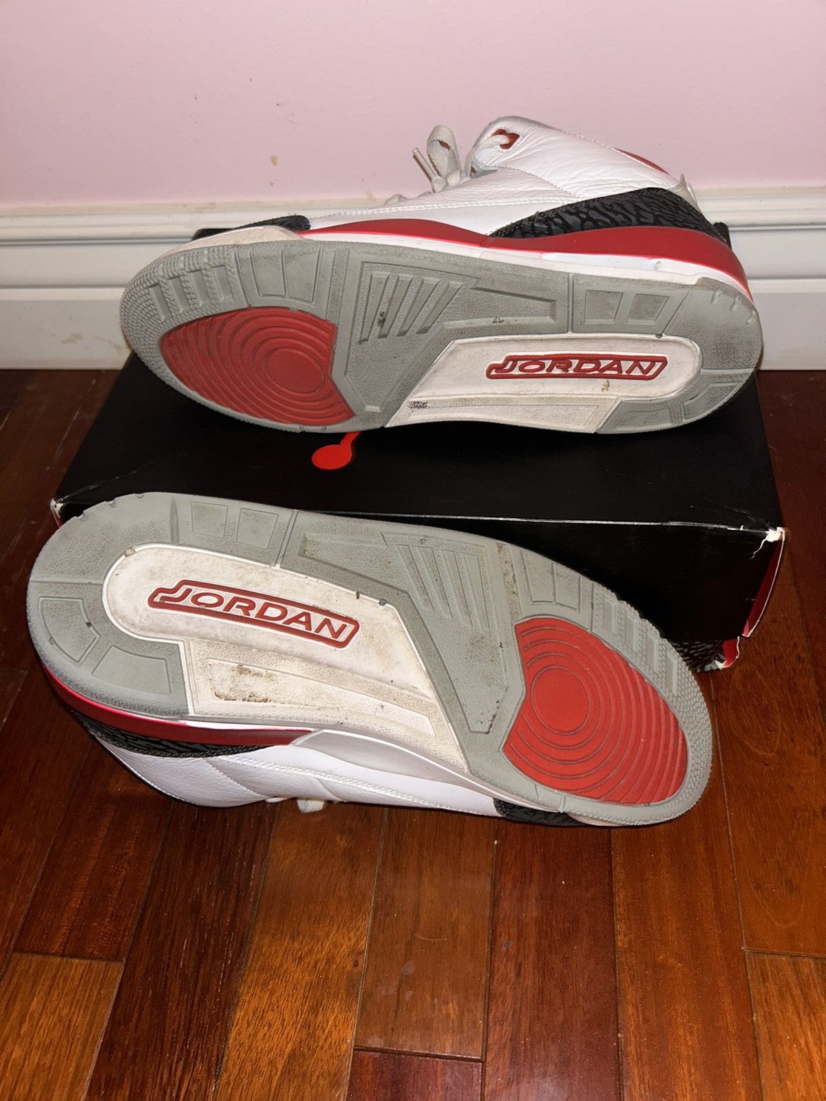Jordan Brand Air Jordan 3 Retro 'Fire Red' 2022 Size US 12 / EU 45 - 5 Thumbnail