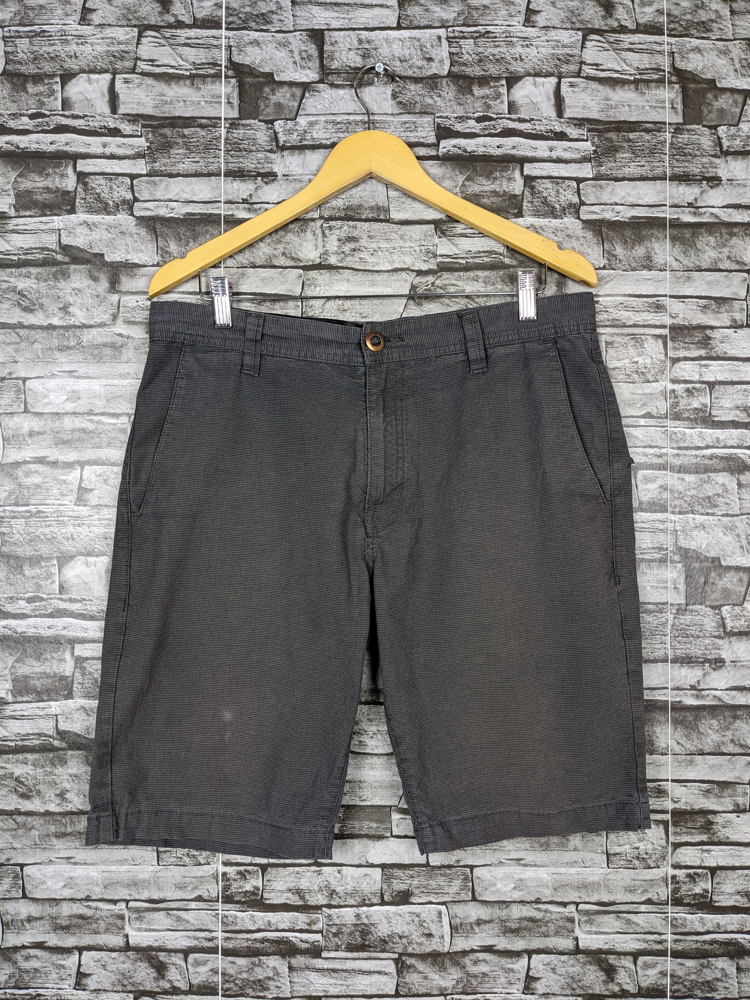 Volcom Vintage Volcom Shorts Pants Bottom Trousers Fit Size US 35 - 2 Thumbnail