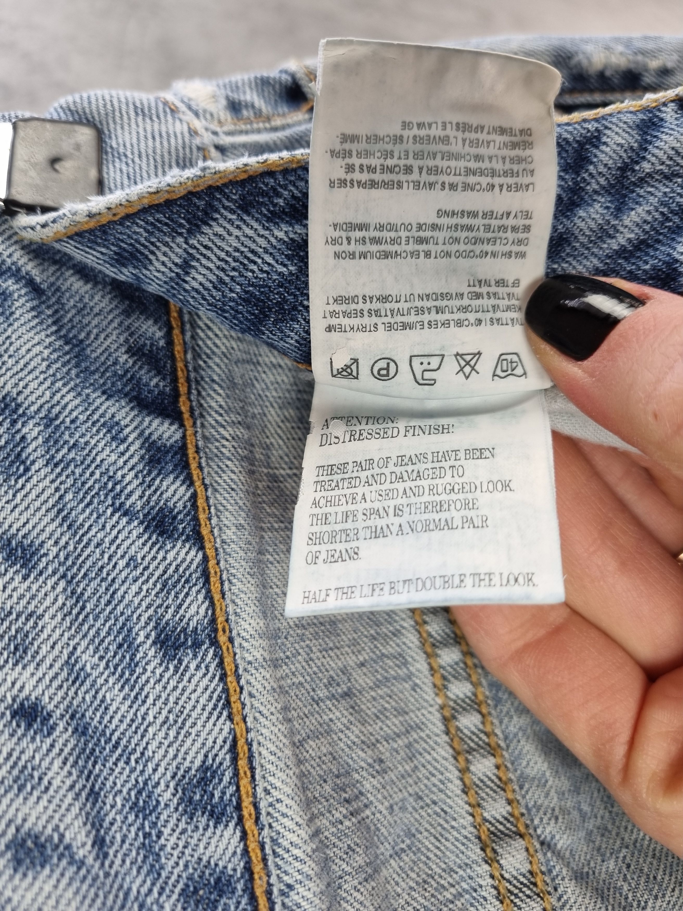 Acne Studios Rare Acne Studios Hug Vision Light Blue Jeans- Vintage Levis Size US 27 - 9 Thumbnail