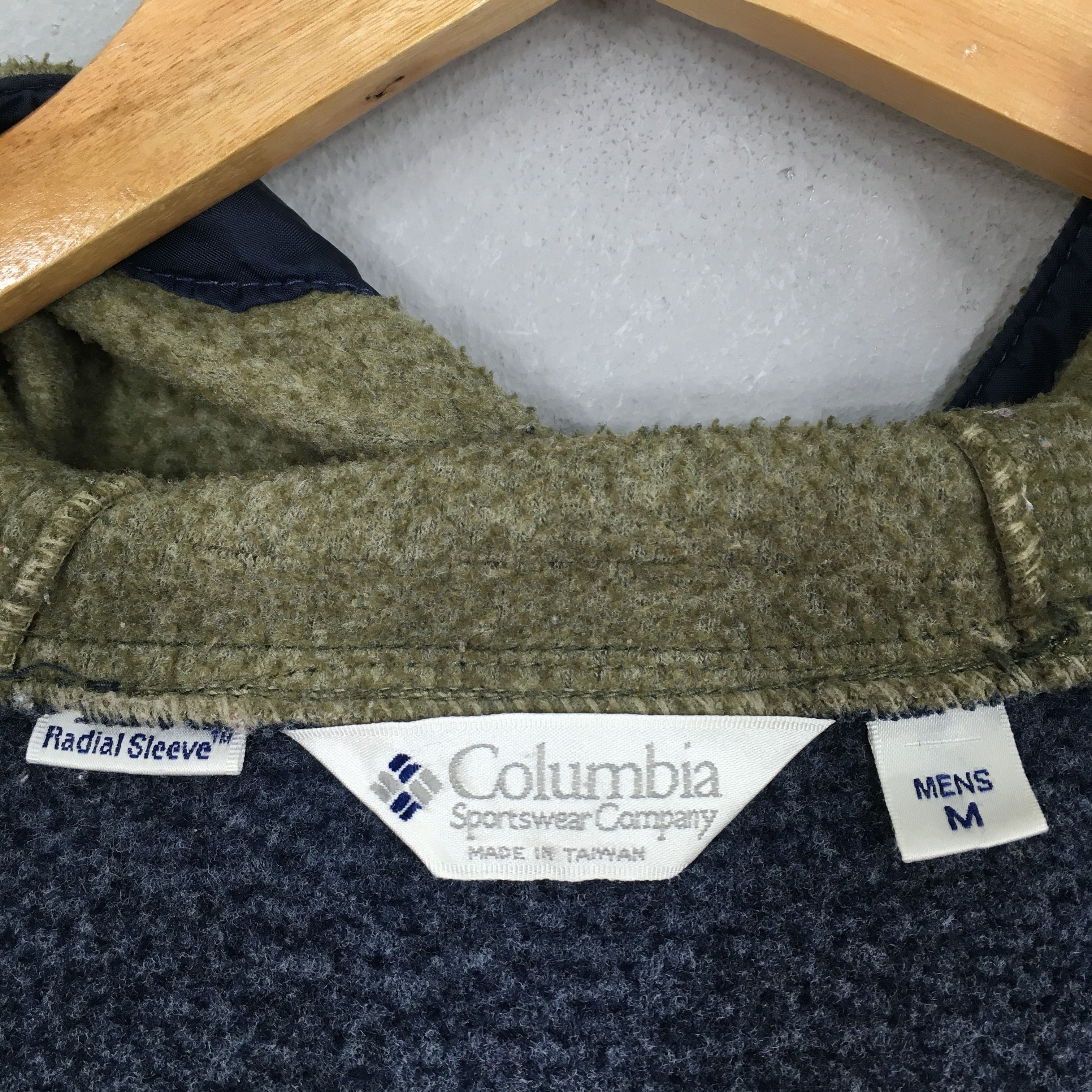 Columbia Vintage Columbia Green Zipper Fleece Hoodies Medium Size US M / EU 48-50 / 2 - 4 Thumbnail