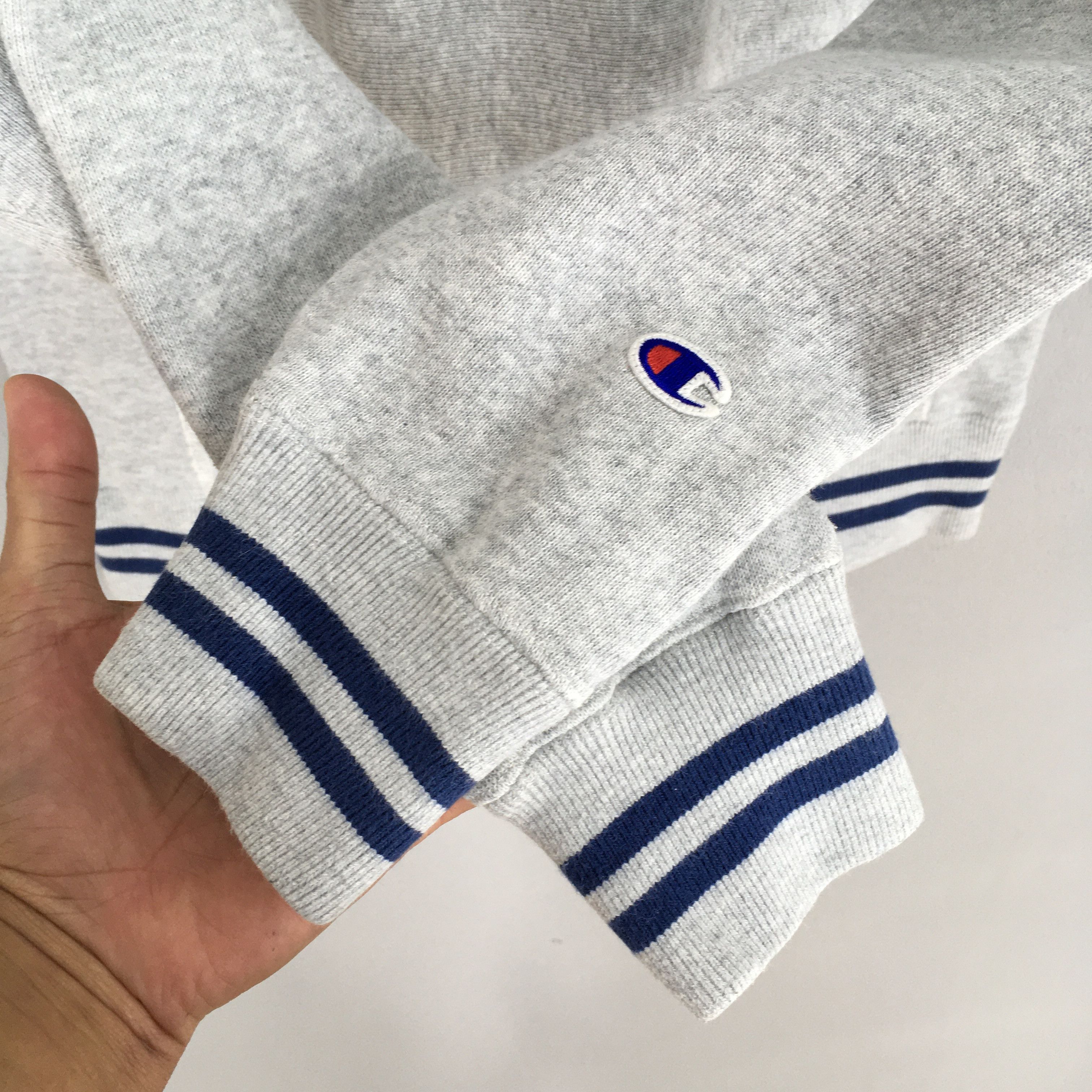 Champion × Vintage Vintage 90s Champion Reverse Weave Sweatshirt Medium Size US M / EU 48-50 / 2 - 4 Thumbnail