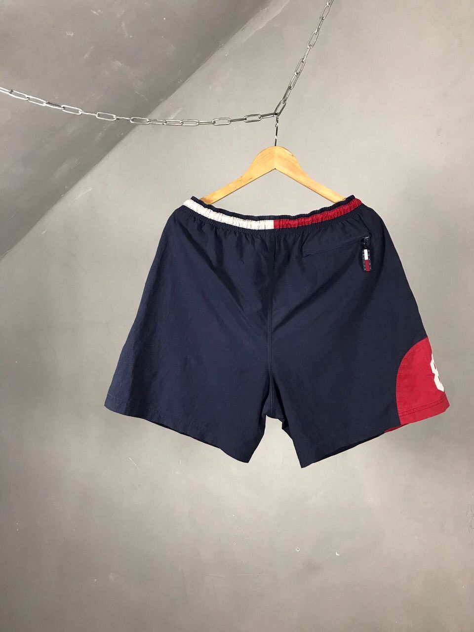 Tommy Hilfiger × Vintage Tommy Hilfiger Short Size US 34 / EU 50 - 6 Thumbnail