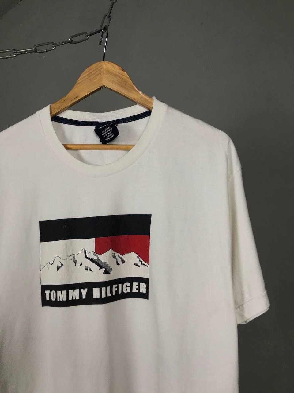 Tommy Hilfiger × Vintage Tommy Hilfiger vintage luxury streetwear tee Size US M / EU 48-50 / 2 - 2 Thumbnail