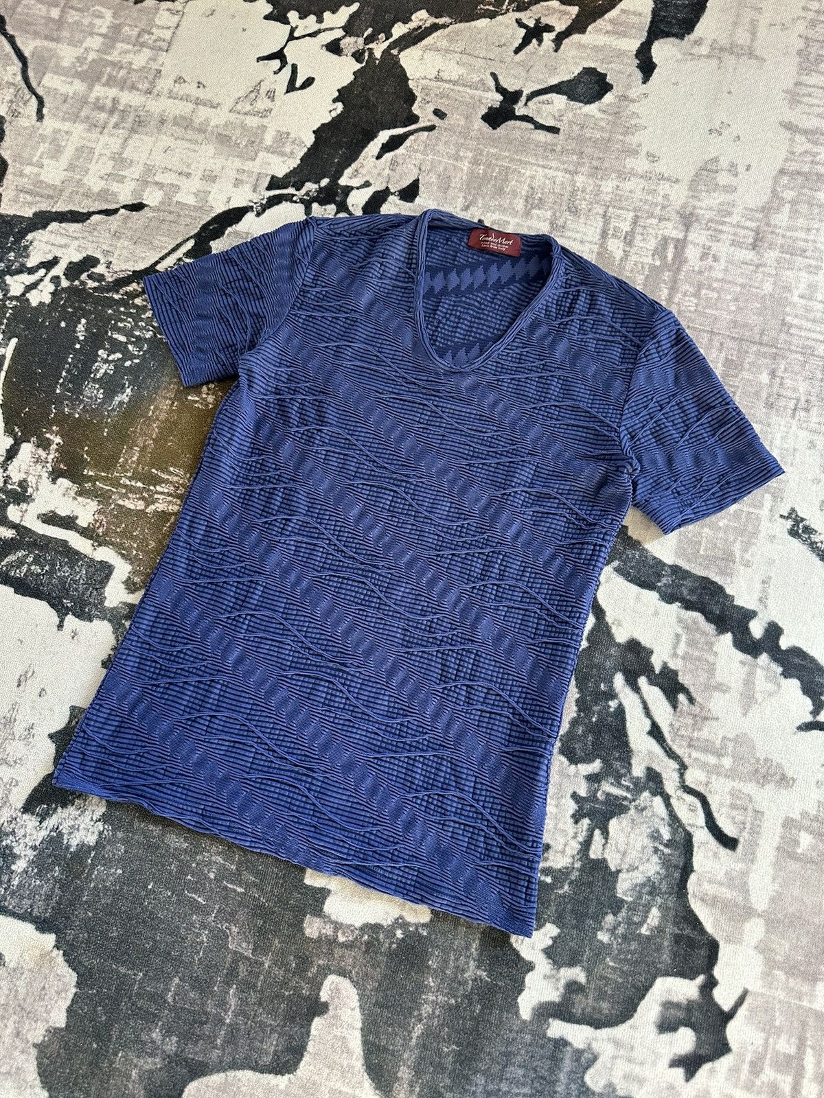 Tornado Mart 2000's Tornado Mart Japan pleated v neck tee Size US M / EU 48-50 / 2 - 3 Thumbnail