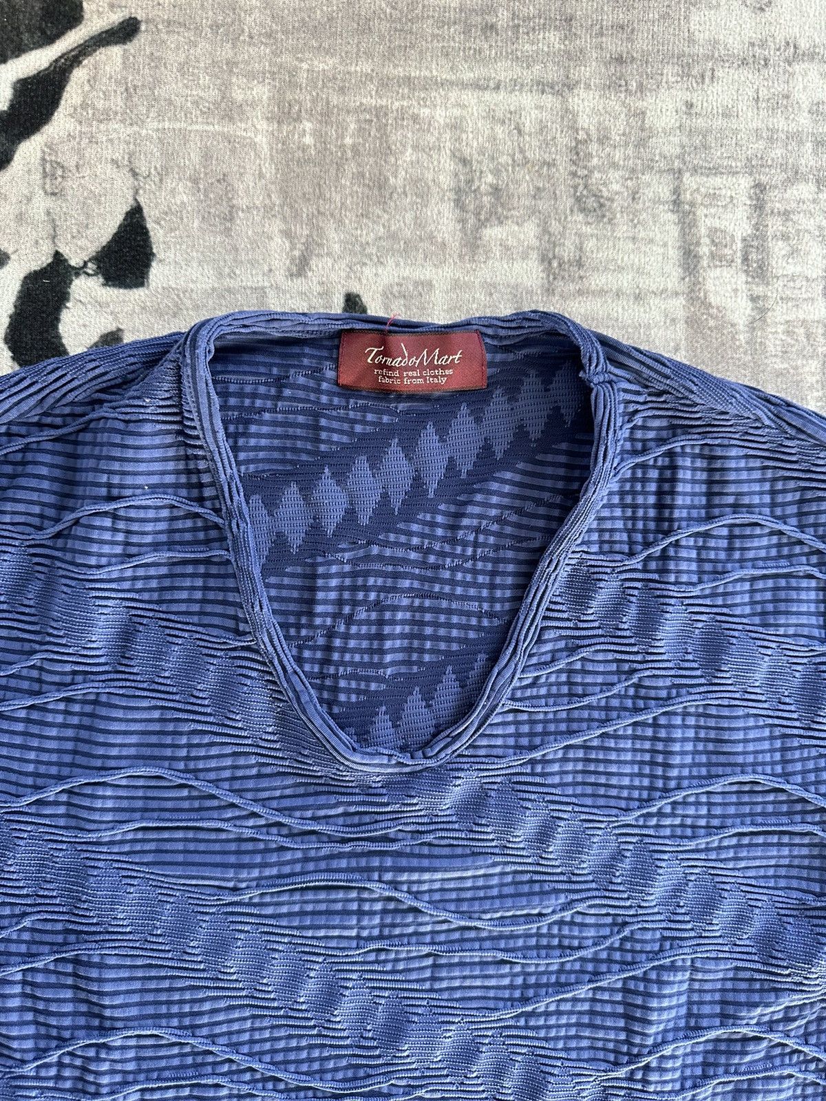 Tornado Mart 2000's Tornado Mart Japan pleated v neck tee Size US M / EU 48-50 / 2 - 4 Thumbnail