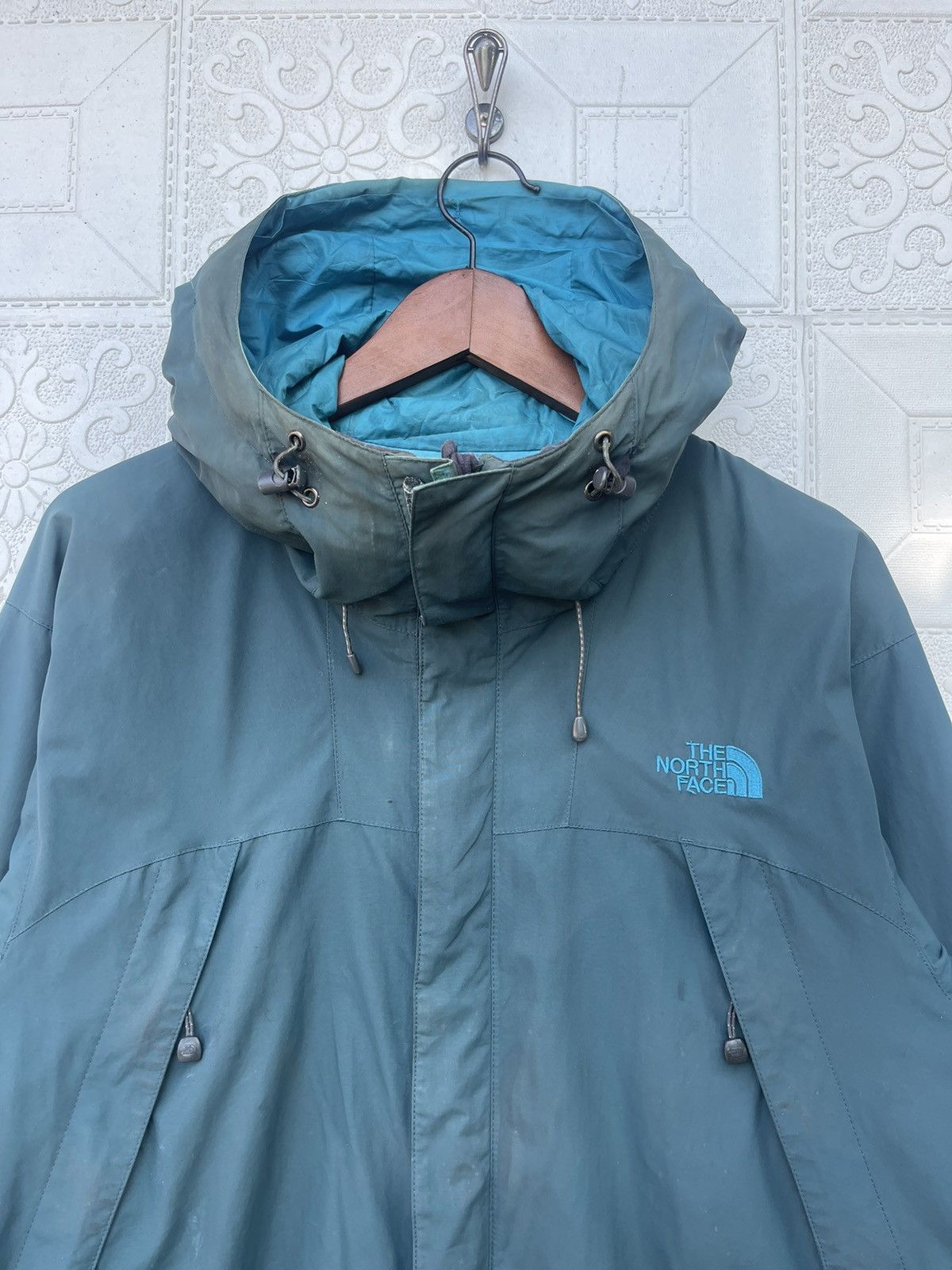 The North Face VINTAGE THE NORTH FACE HOODED JACKET Size US L / EU 52-54 / 3 - 4 Thumbnail